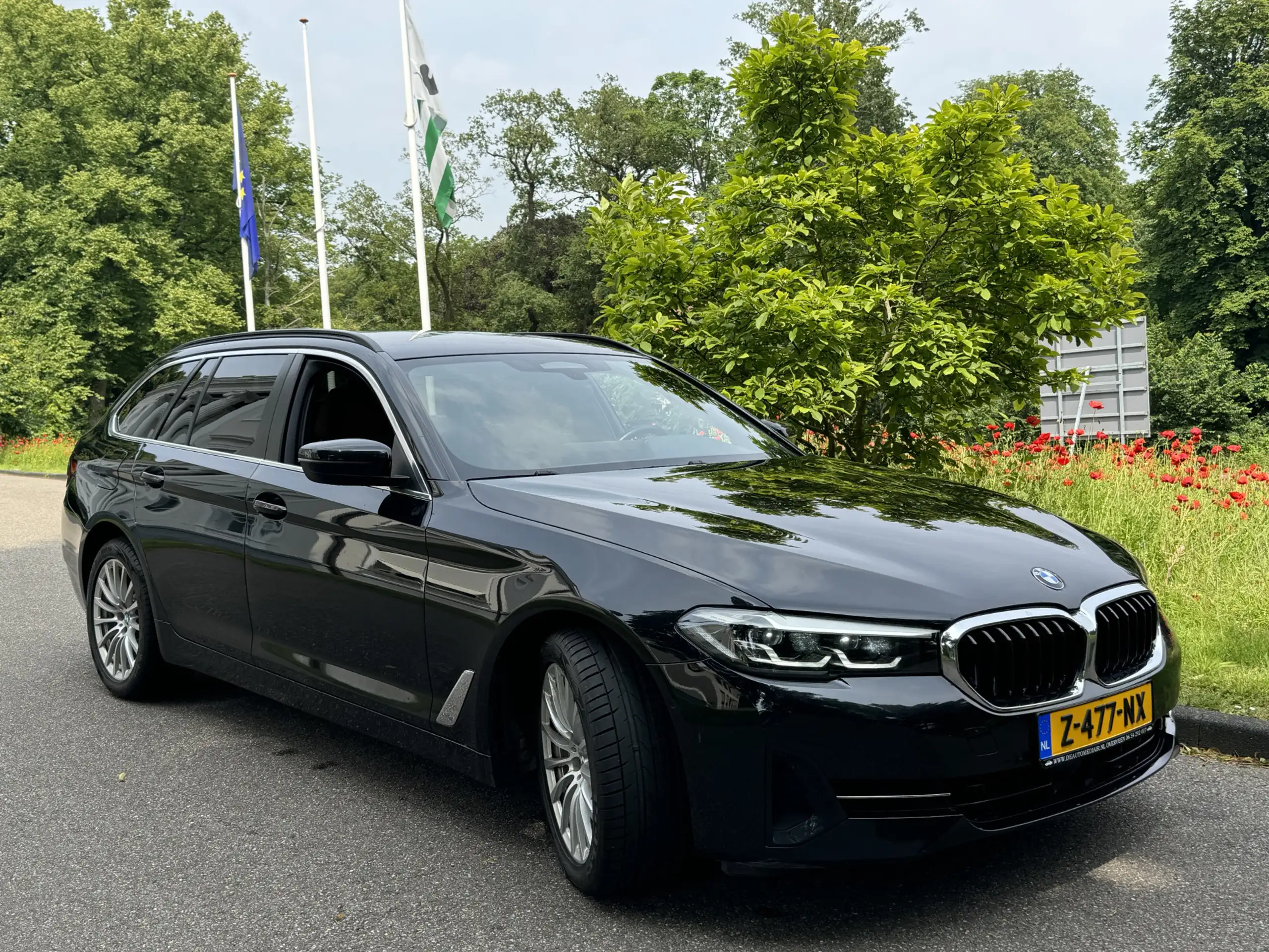 BMW - 530