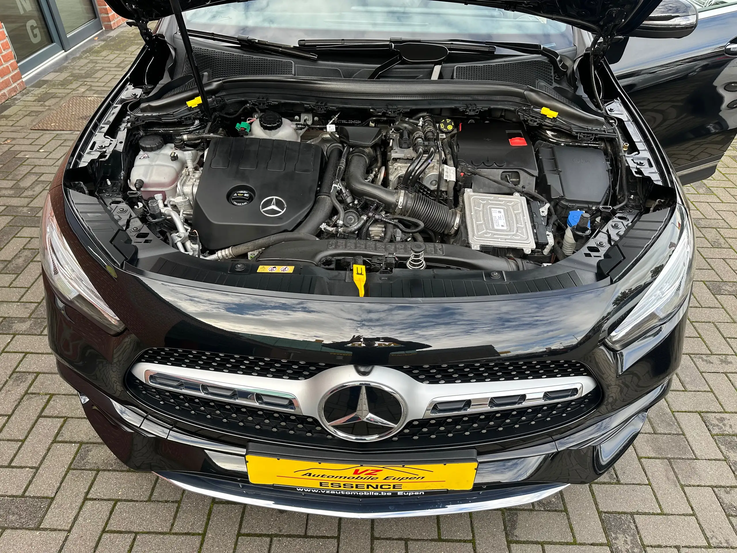 Mercedes-Benz - GLA 250