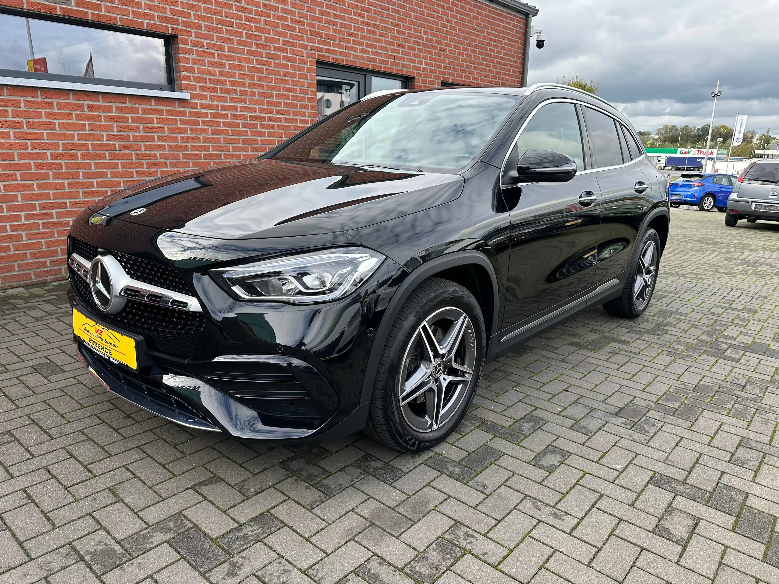 Mercedes-Benz - GLA 250