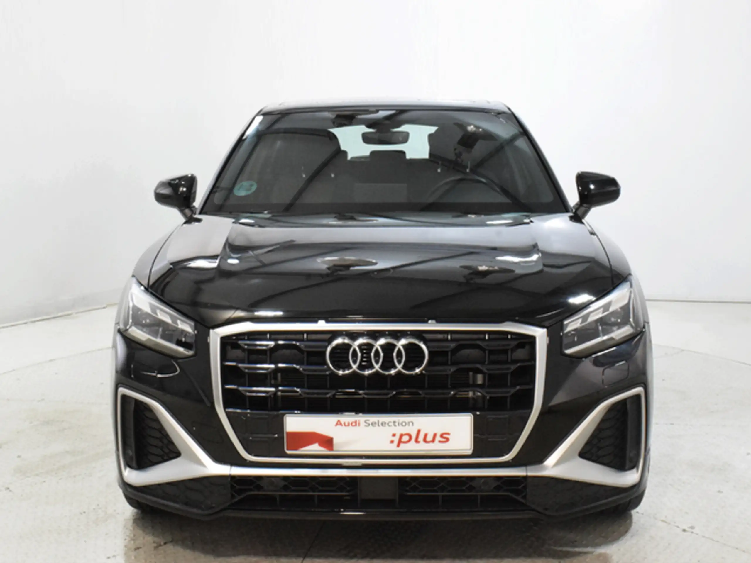 Audi - Q2