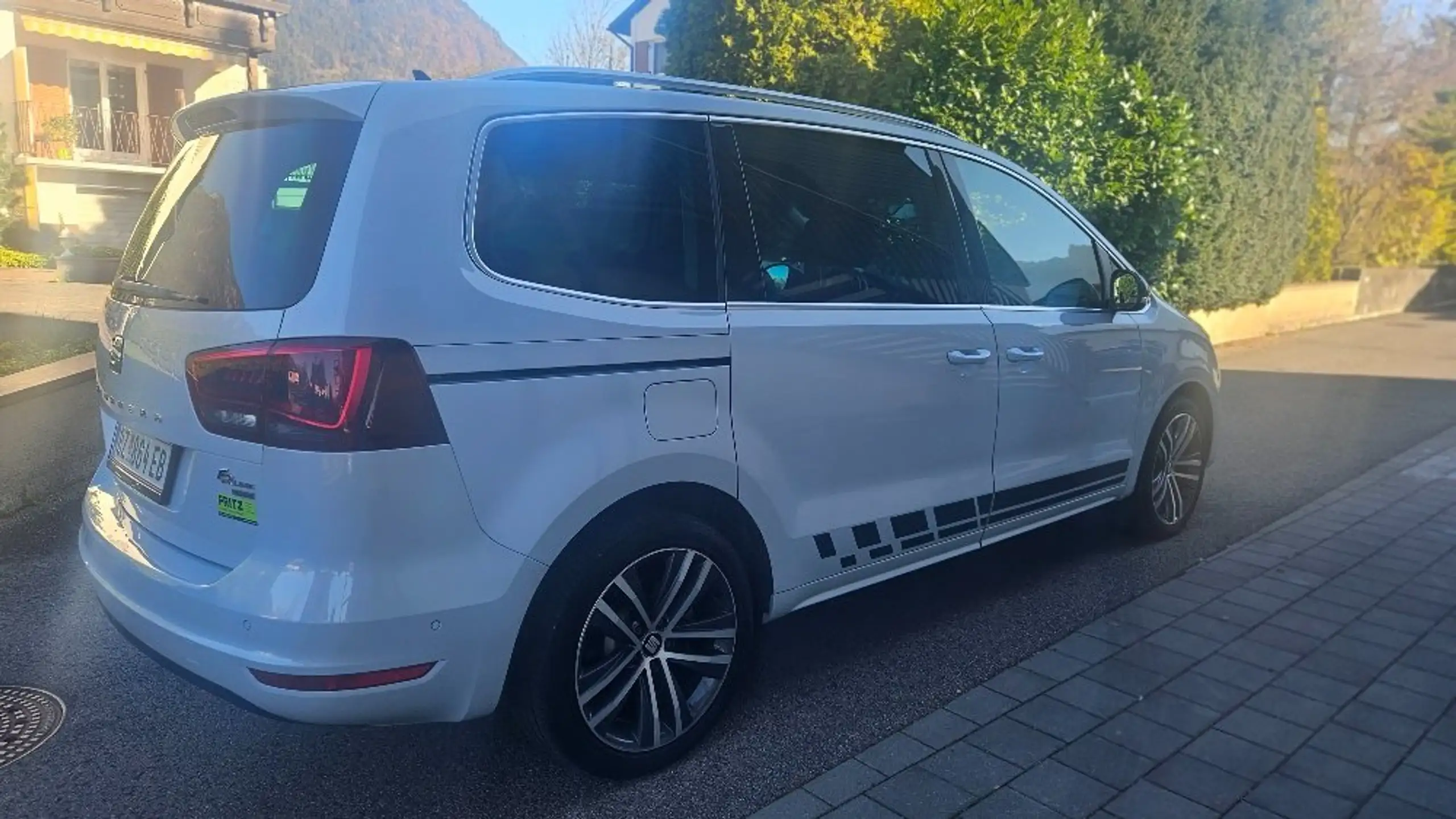 SEAT - Alhambra