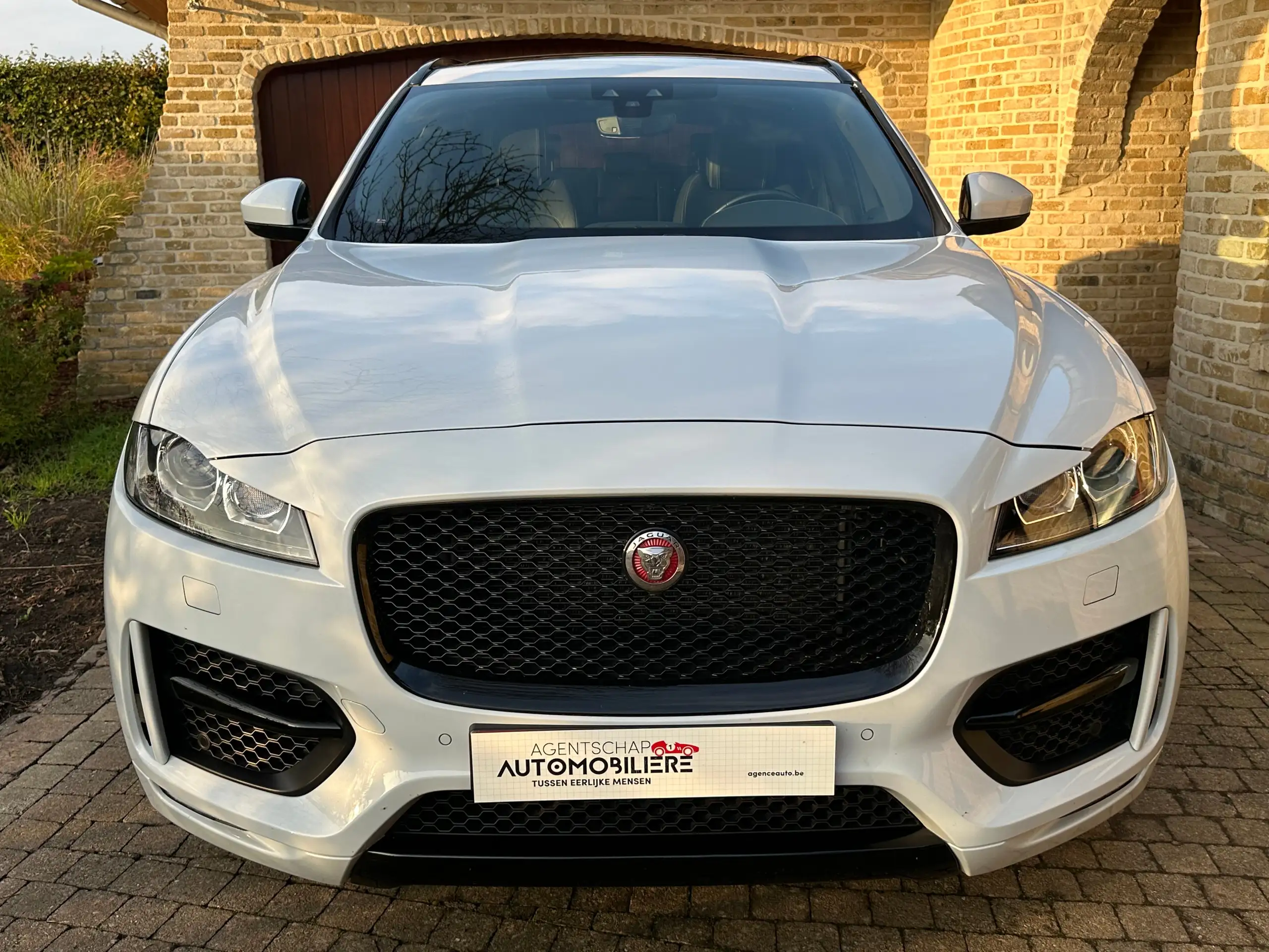 Jaguar - F-Pace