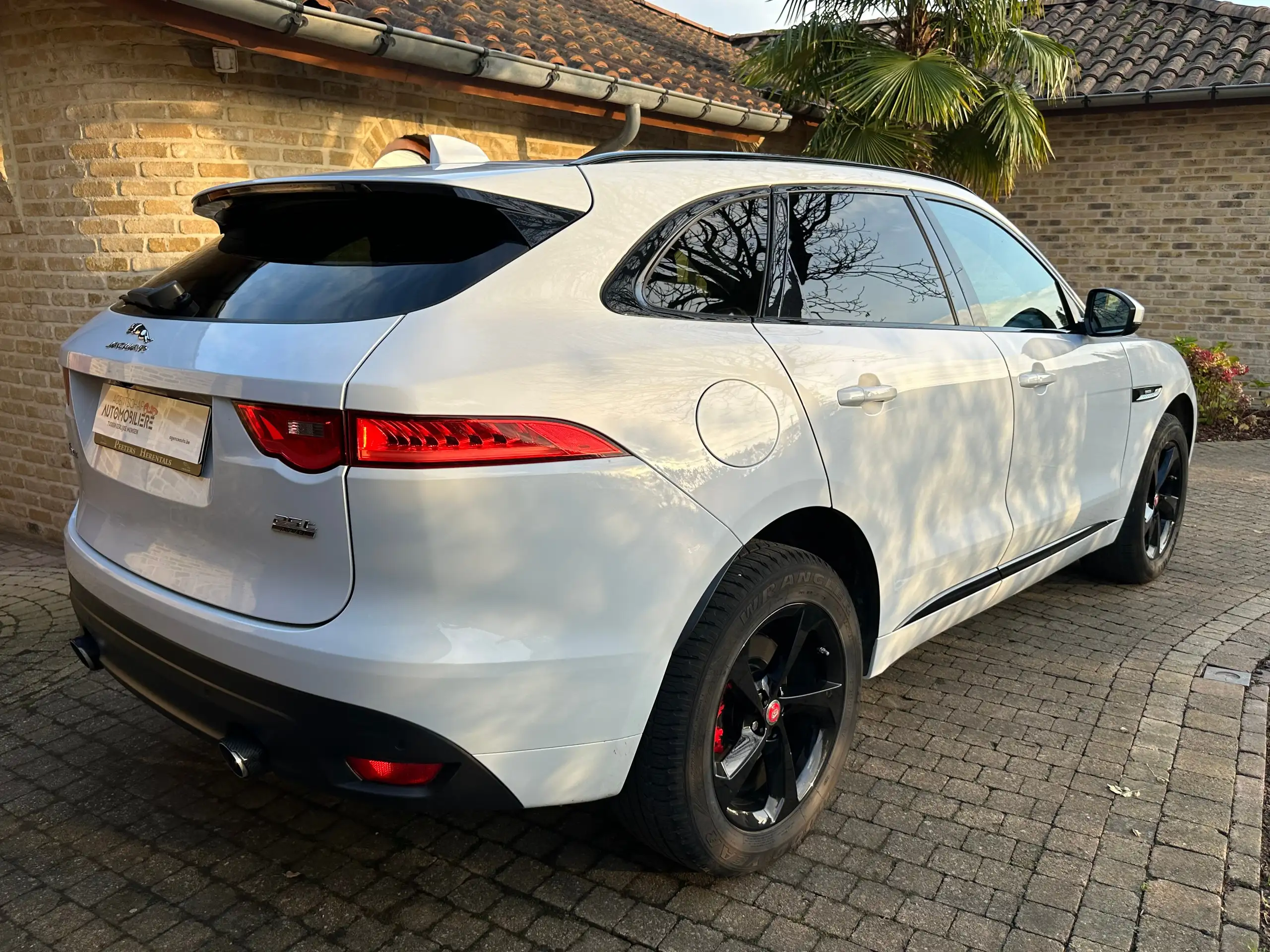 Jaguar - F-Pace