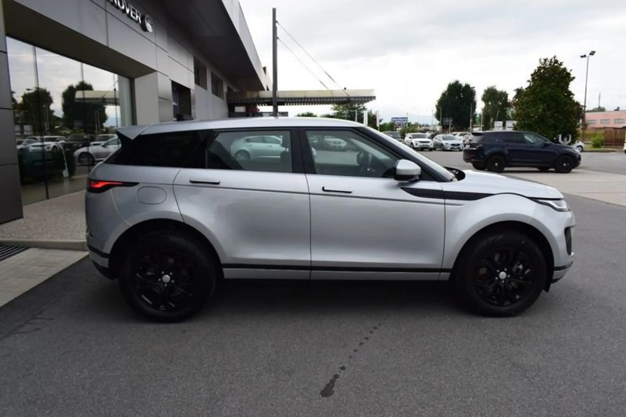 Land Rover - Range Rover Evoque