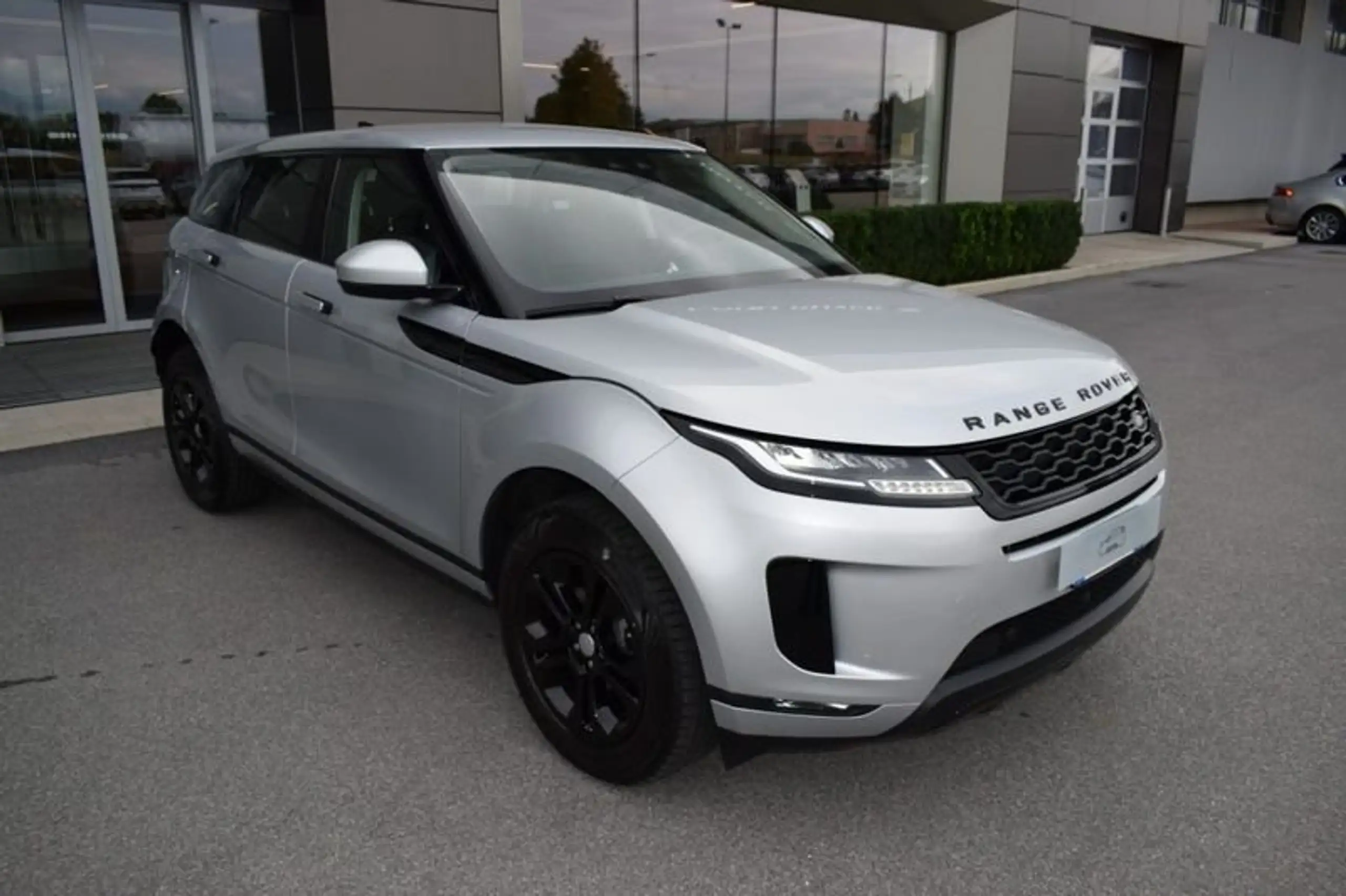 Land Rover - Range Rover Evoque