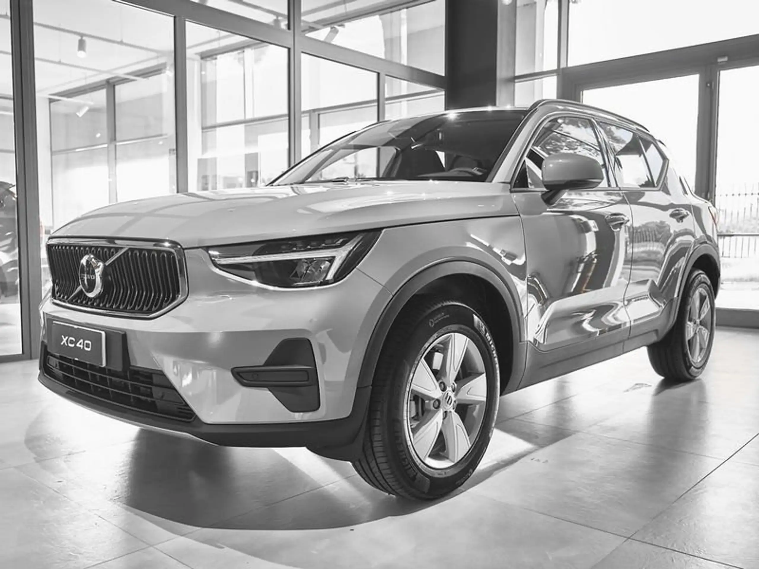 Volvo - XC40