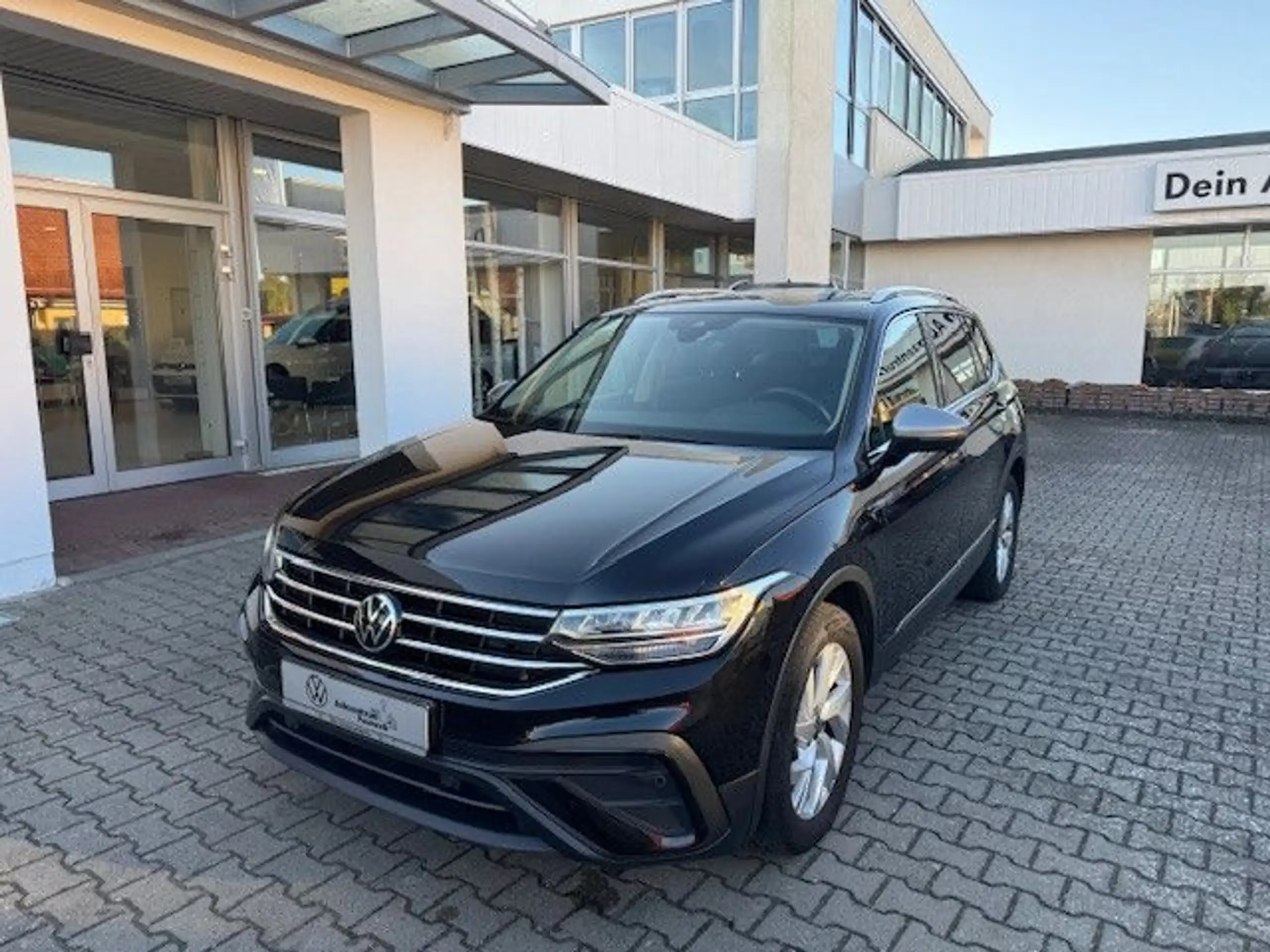 Volkswagen - Tiguan