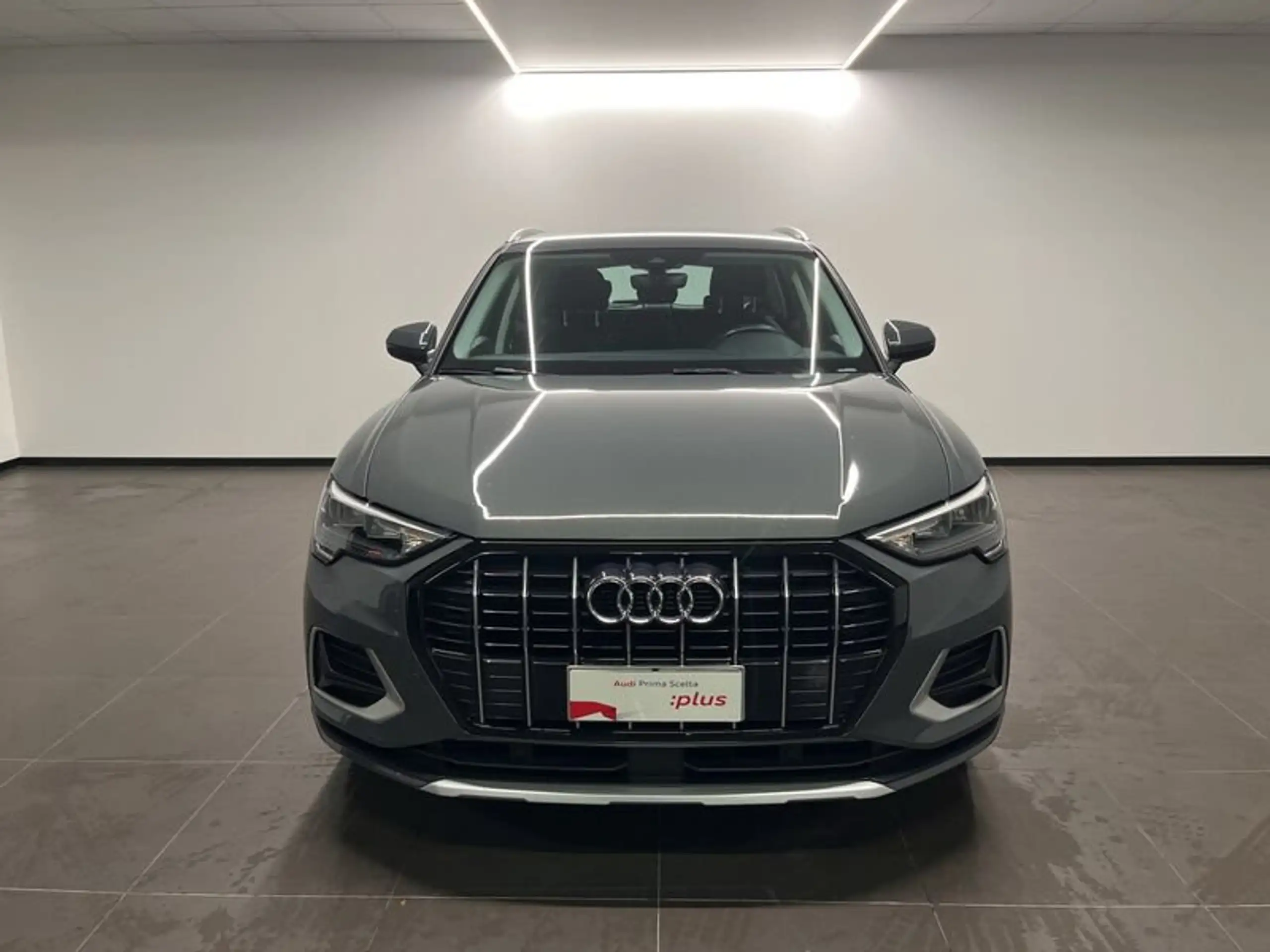 Audi - Q3