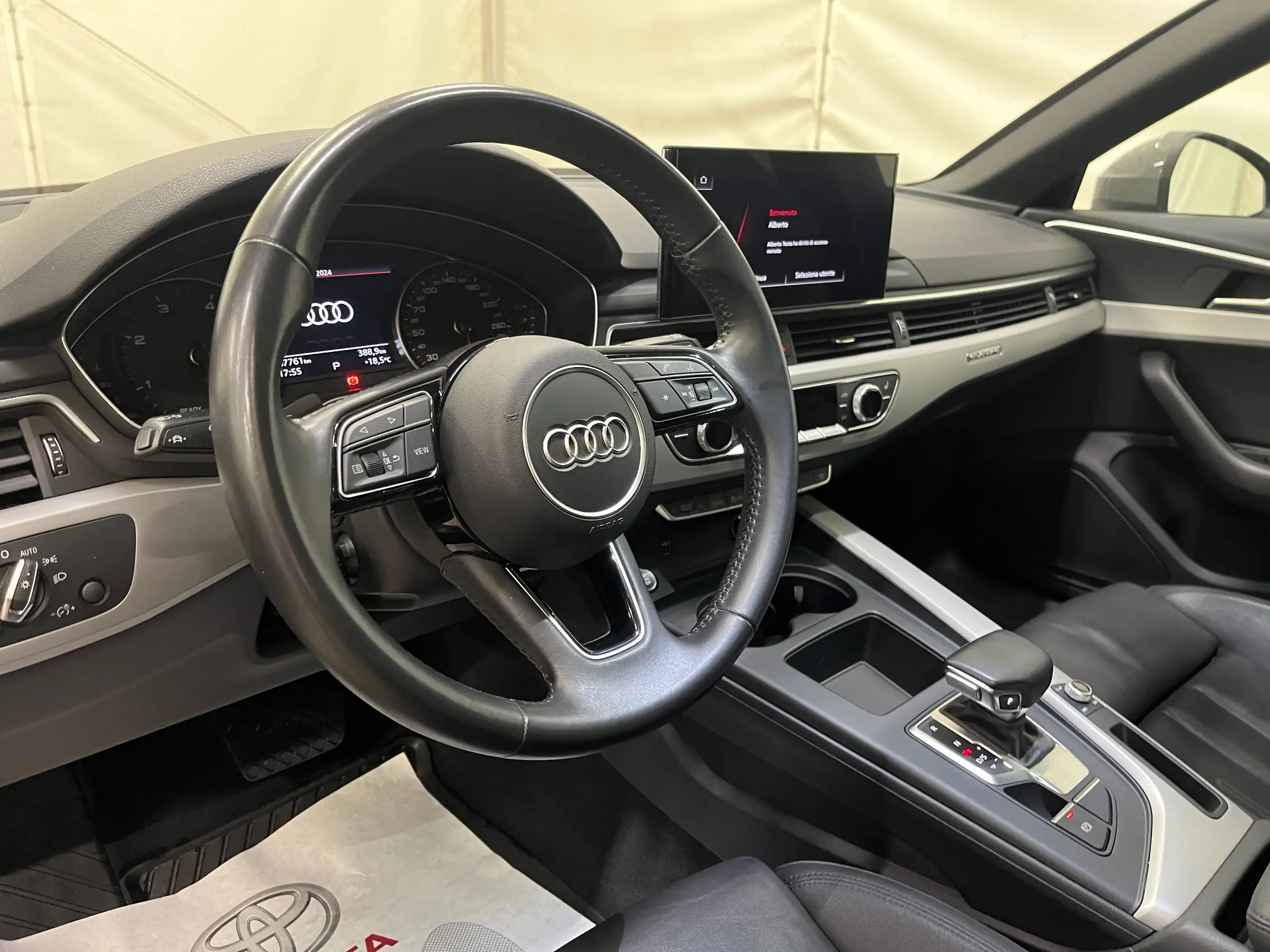 Audi - A4