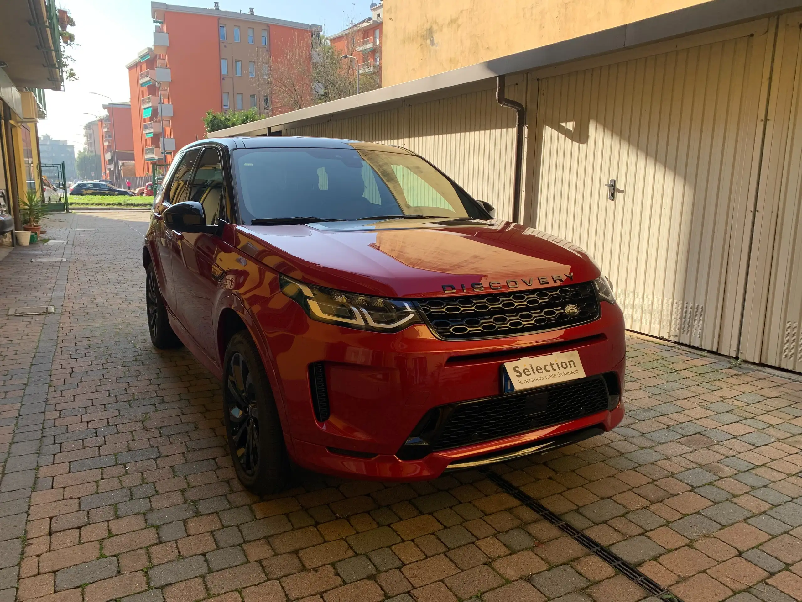 Land Rover - Discovery Sport