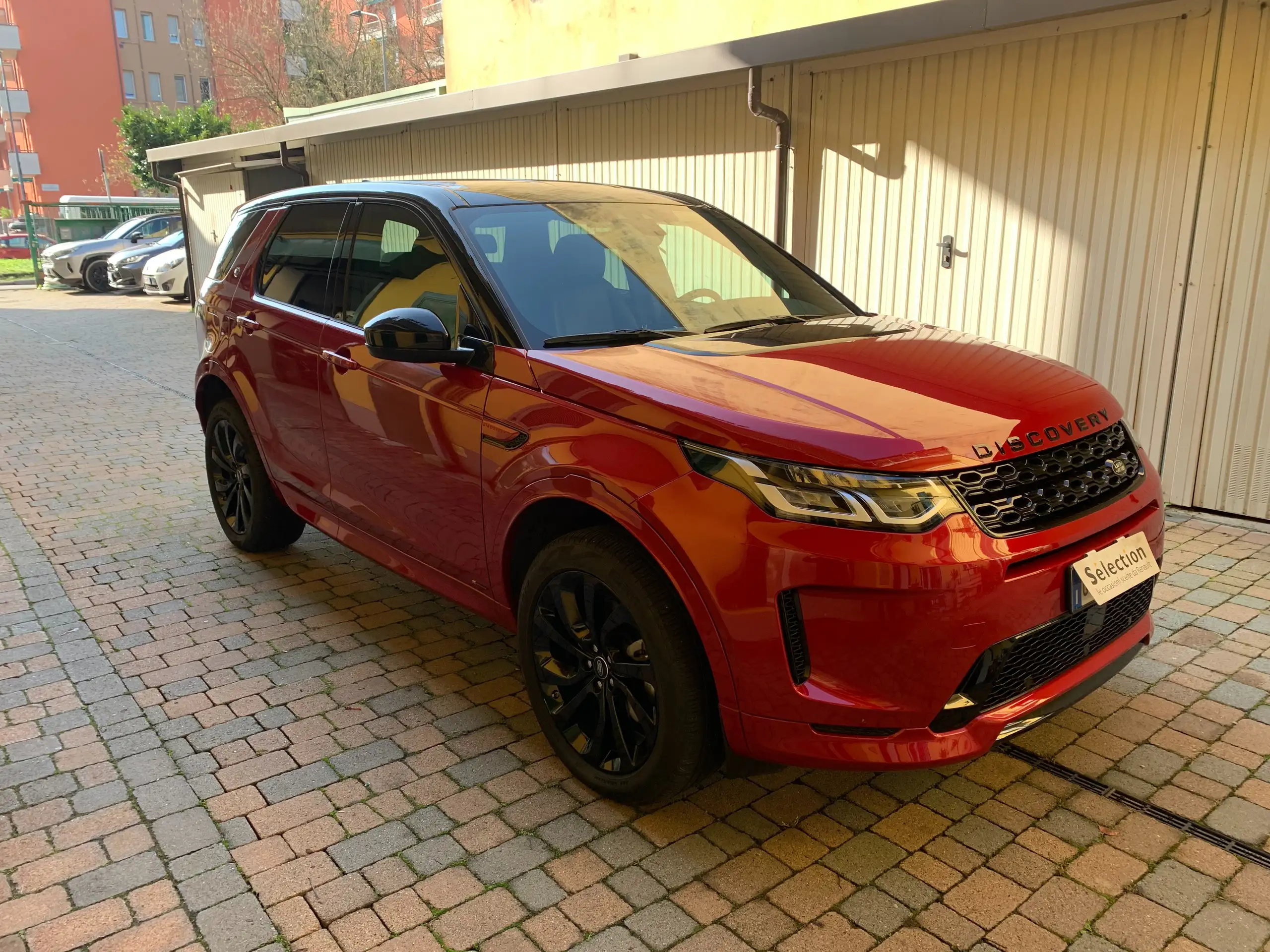 Land Rover - Discovery Sport