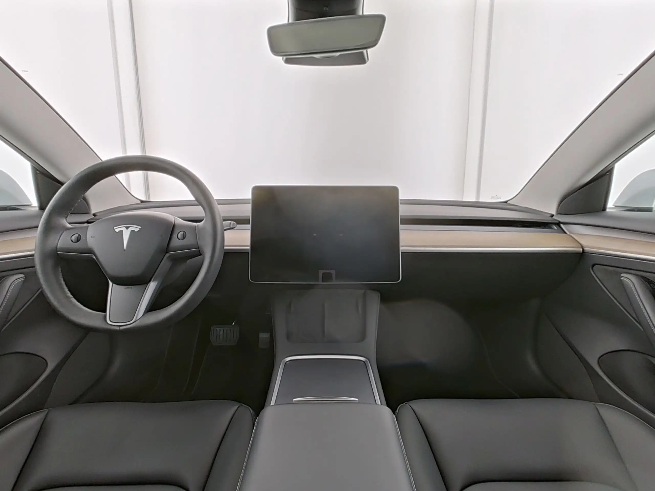 Tesla - Model 3