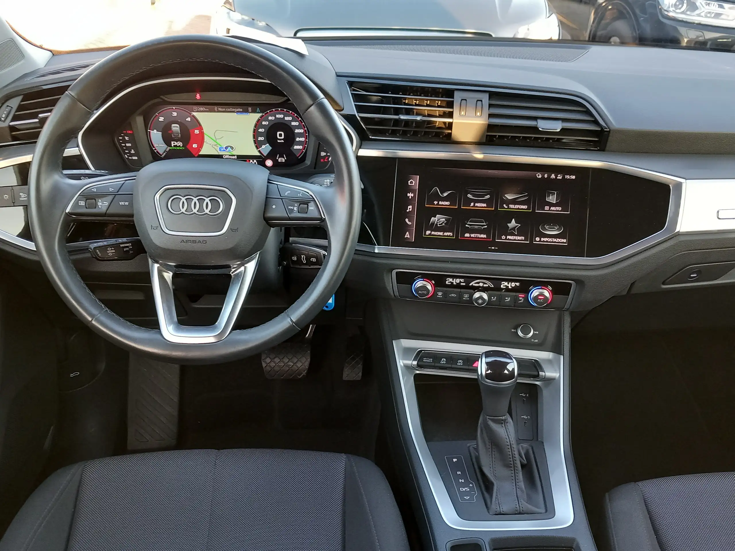 Audi - Q3