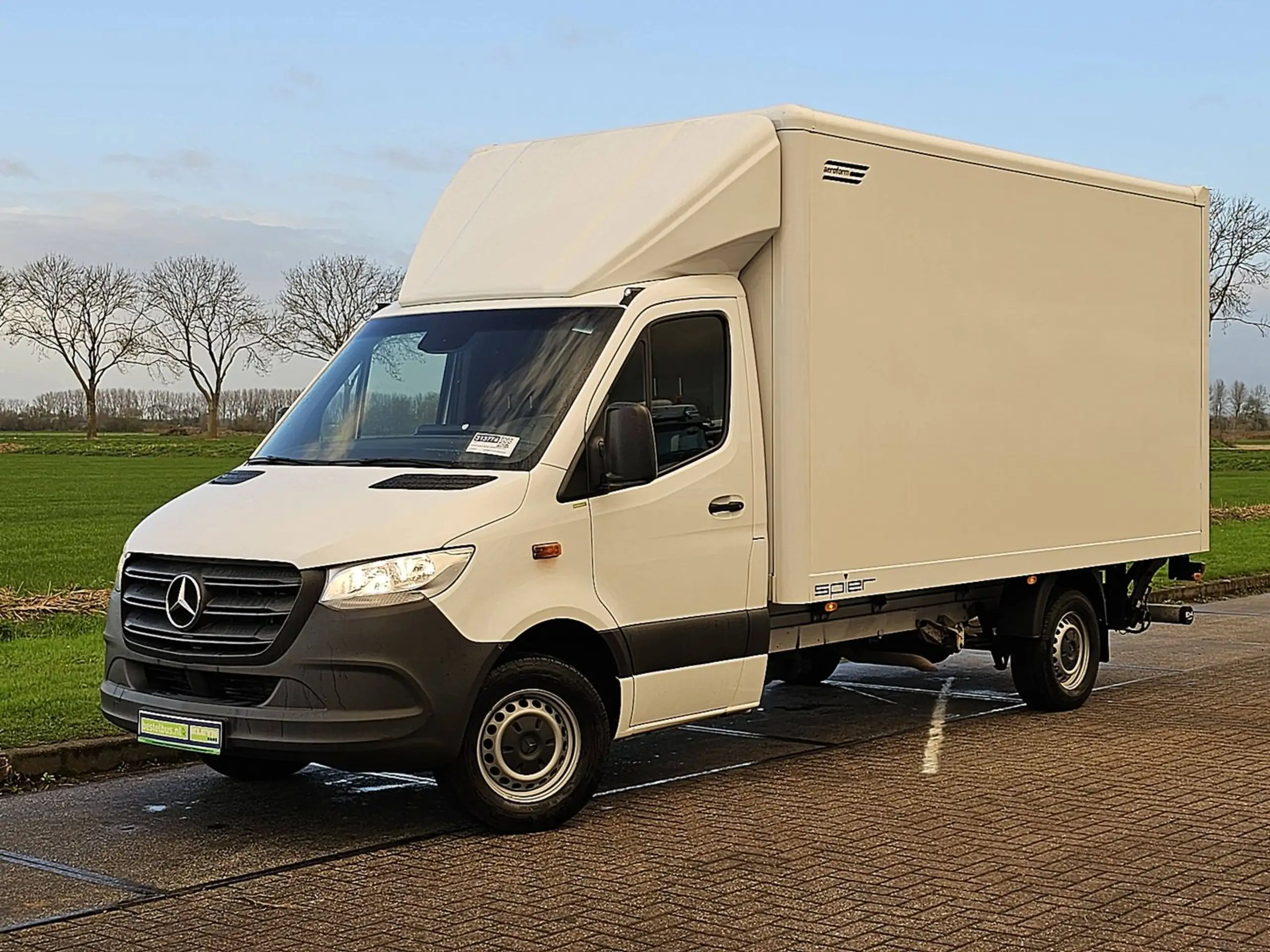 Mercedes-Benz - Sprinter