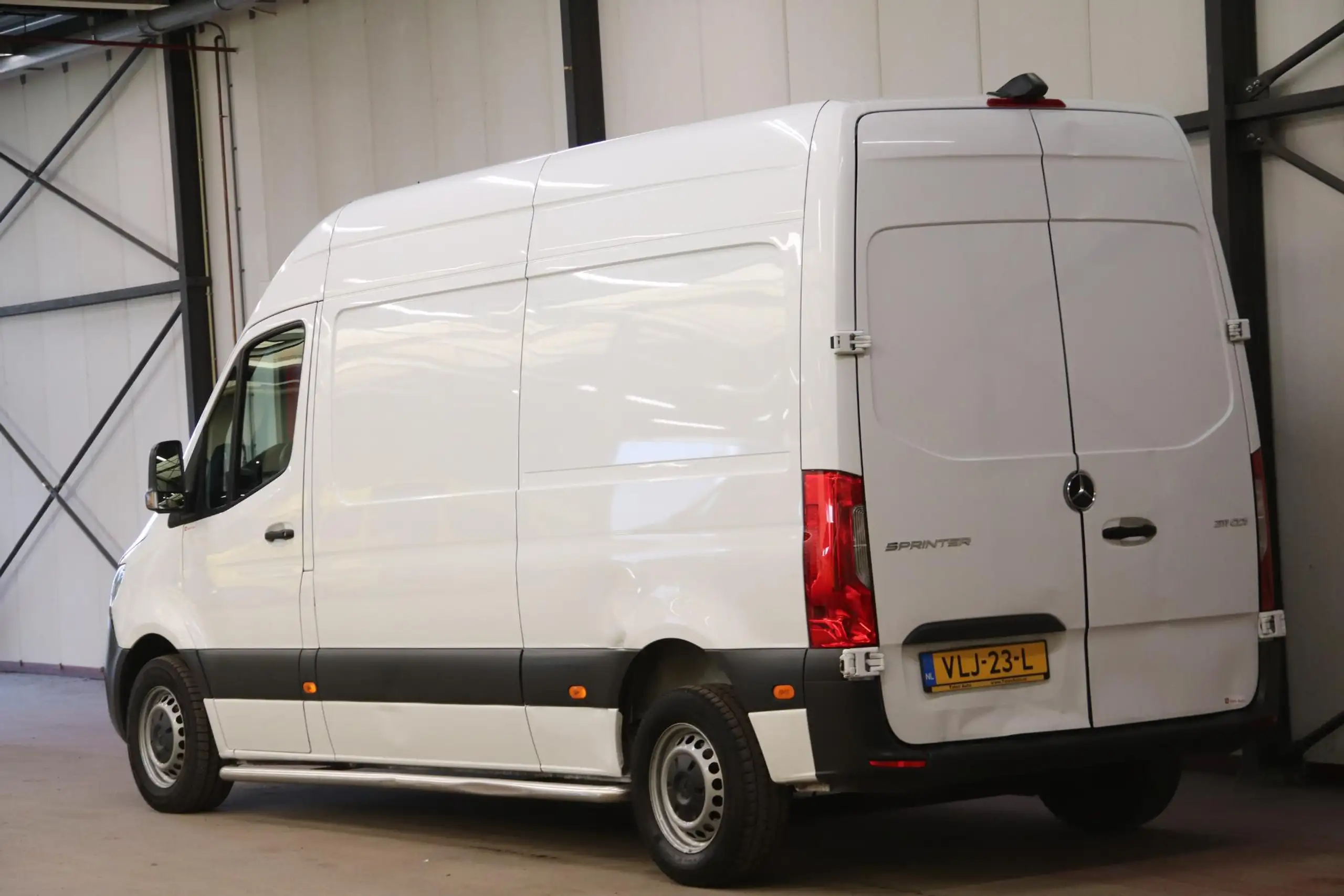 Mercedes-Benz - Sprinter