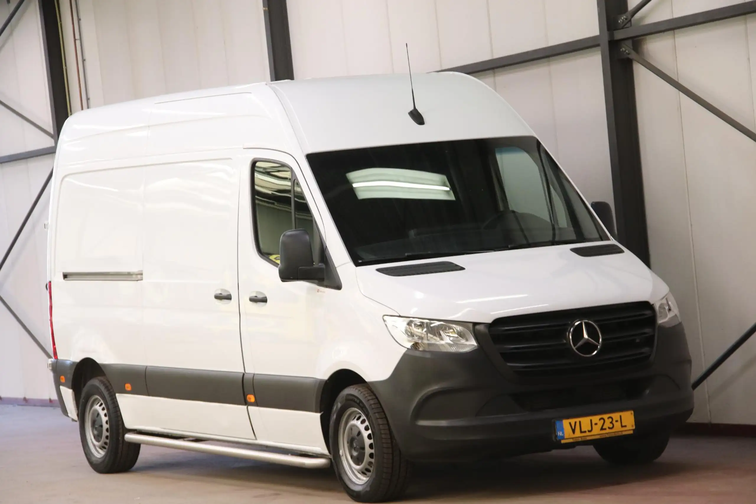 Mercedes-Benz - Sprinter