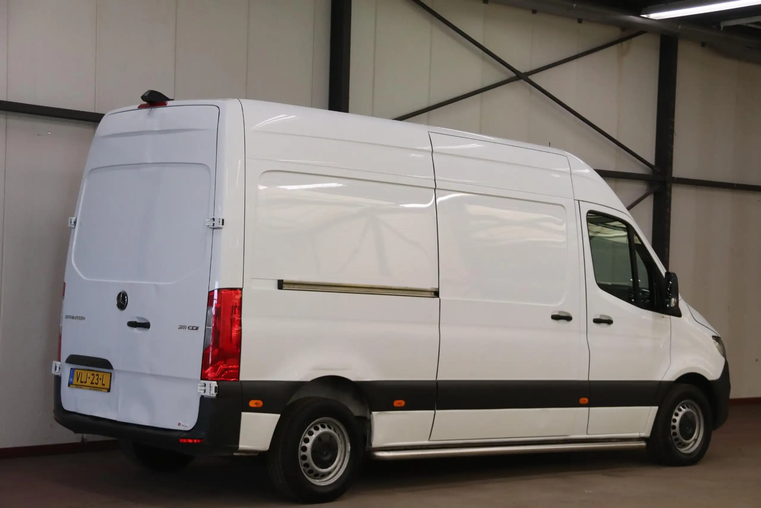 Mercedes-Benz - Sprinter