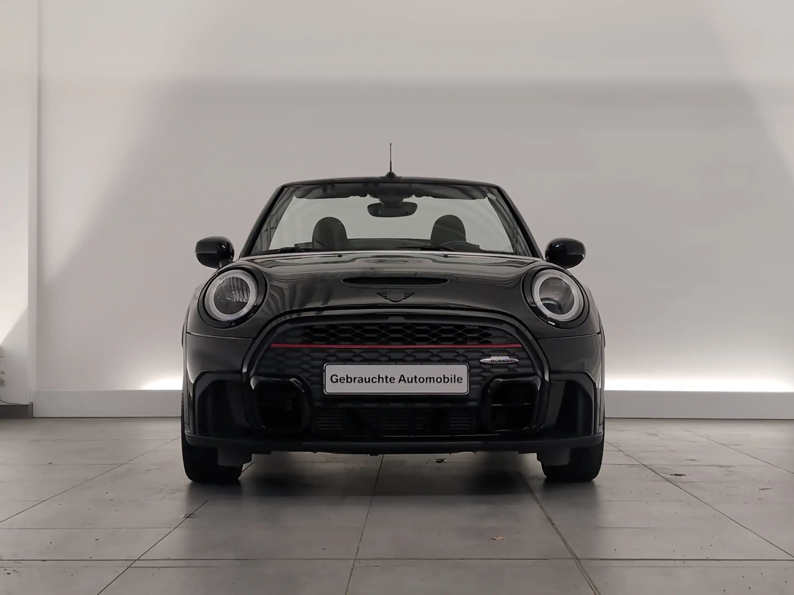 MINI - John Cooper Works Cabrio