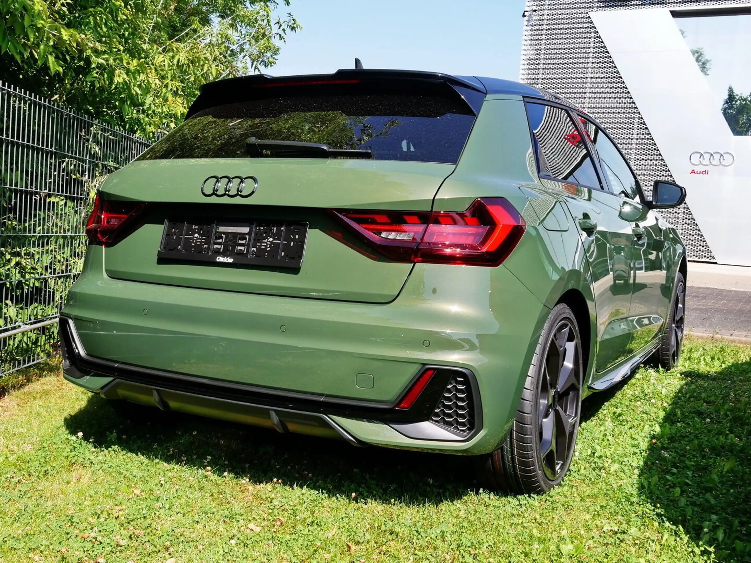 Audi - A1