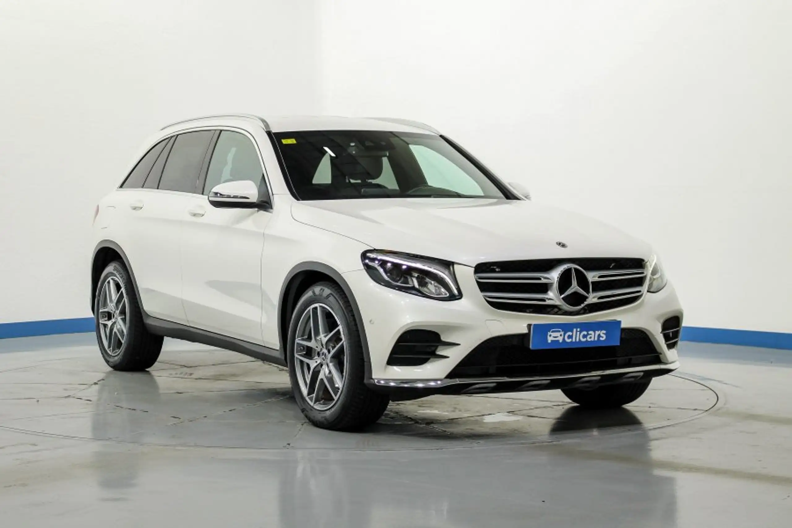 Mercedes-Benz - GLC 220