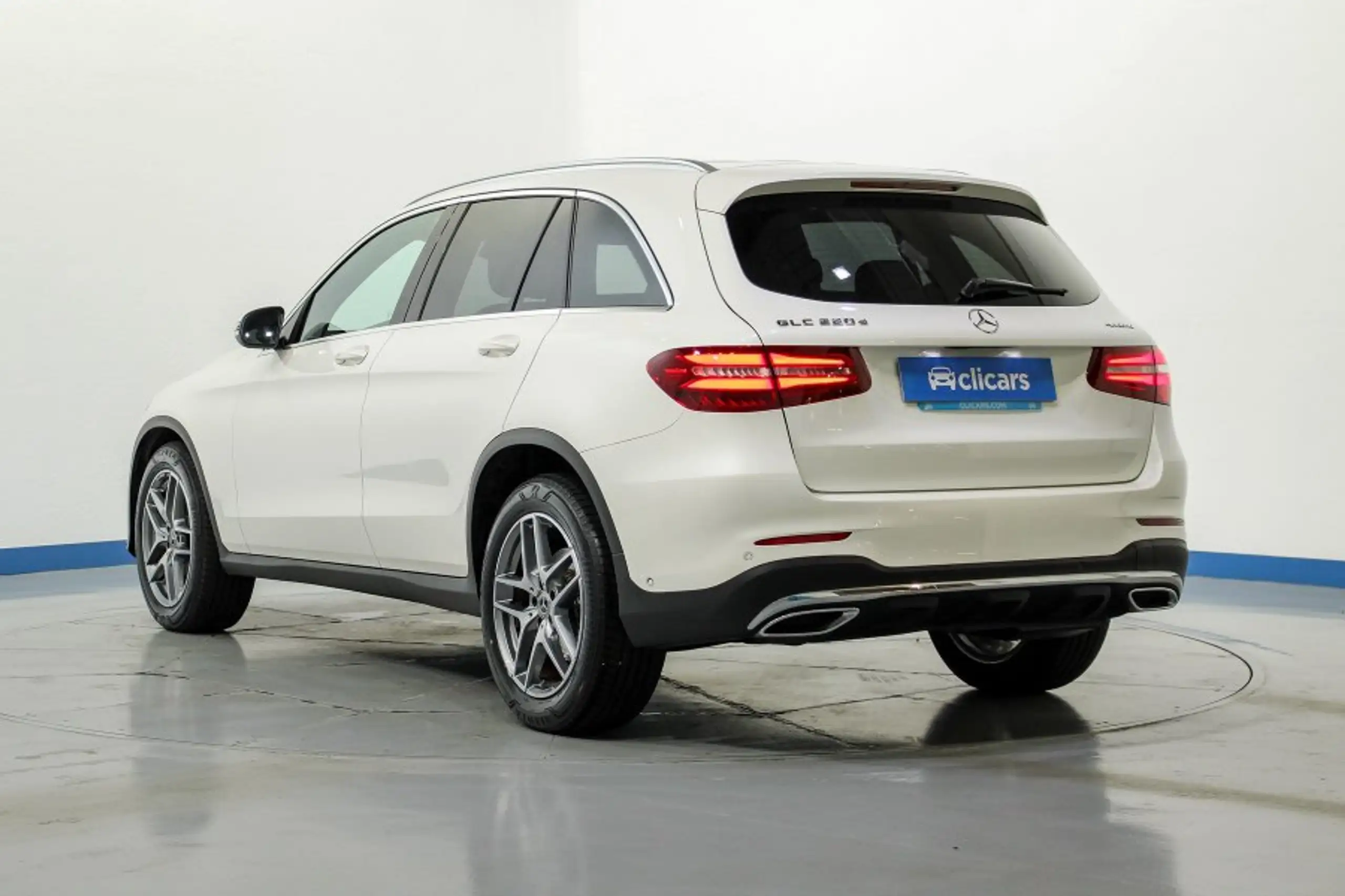 Mercedes-Benz - GLC 220