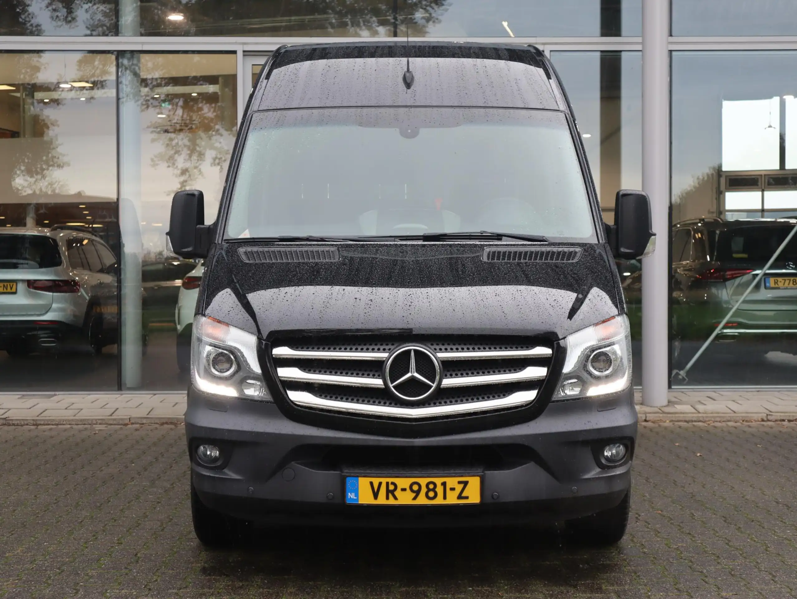 Mercedes-Benz - Sprinter