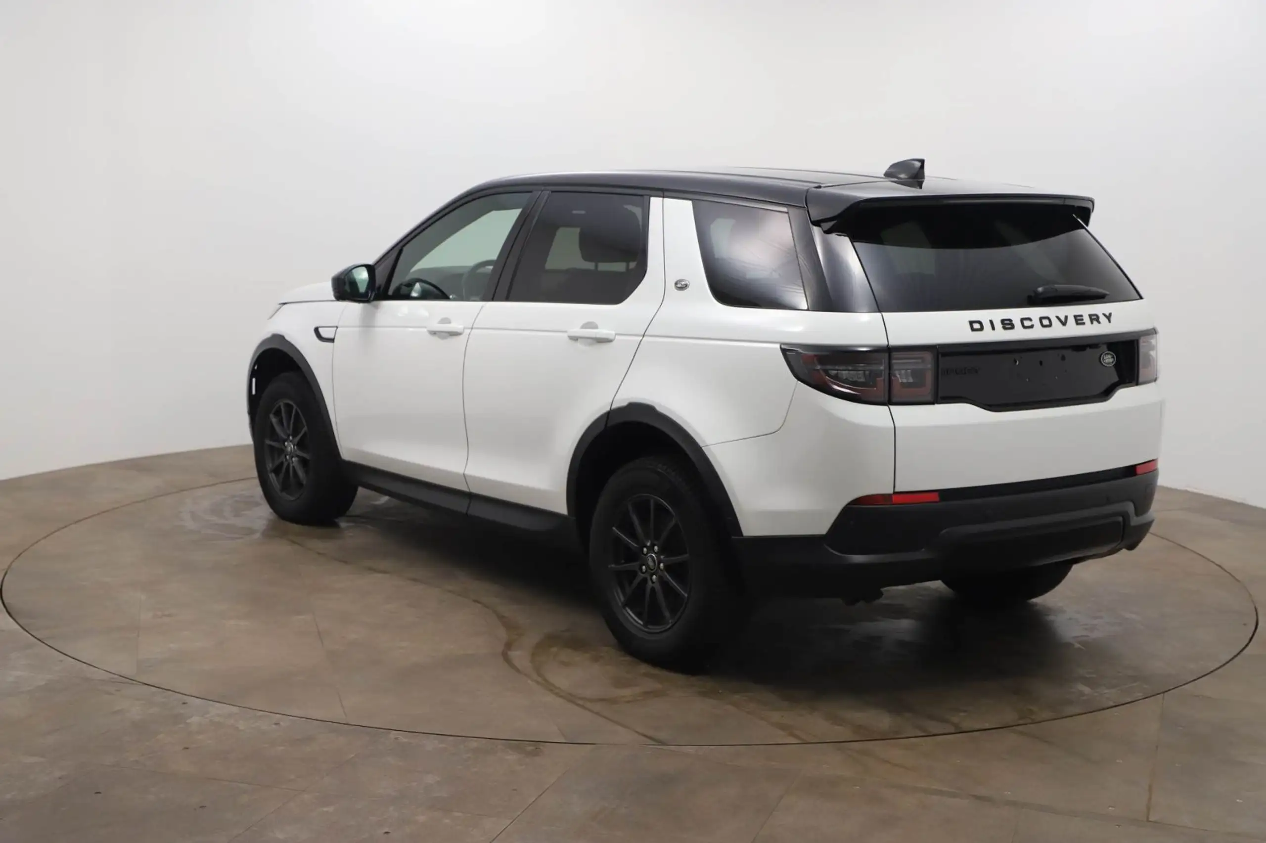 Land Rover - Discovery Sport