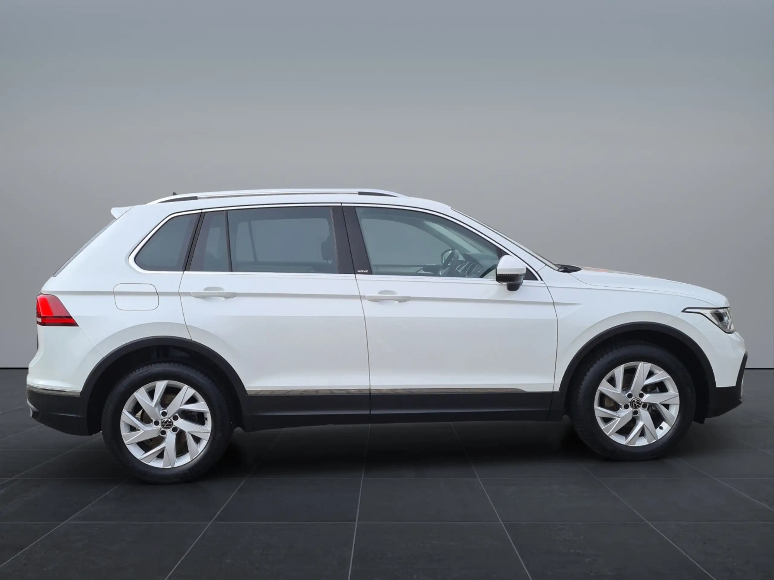 Volkswagen - Tiguan