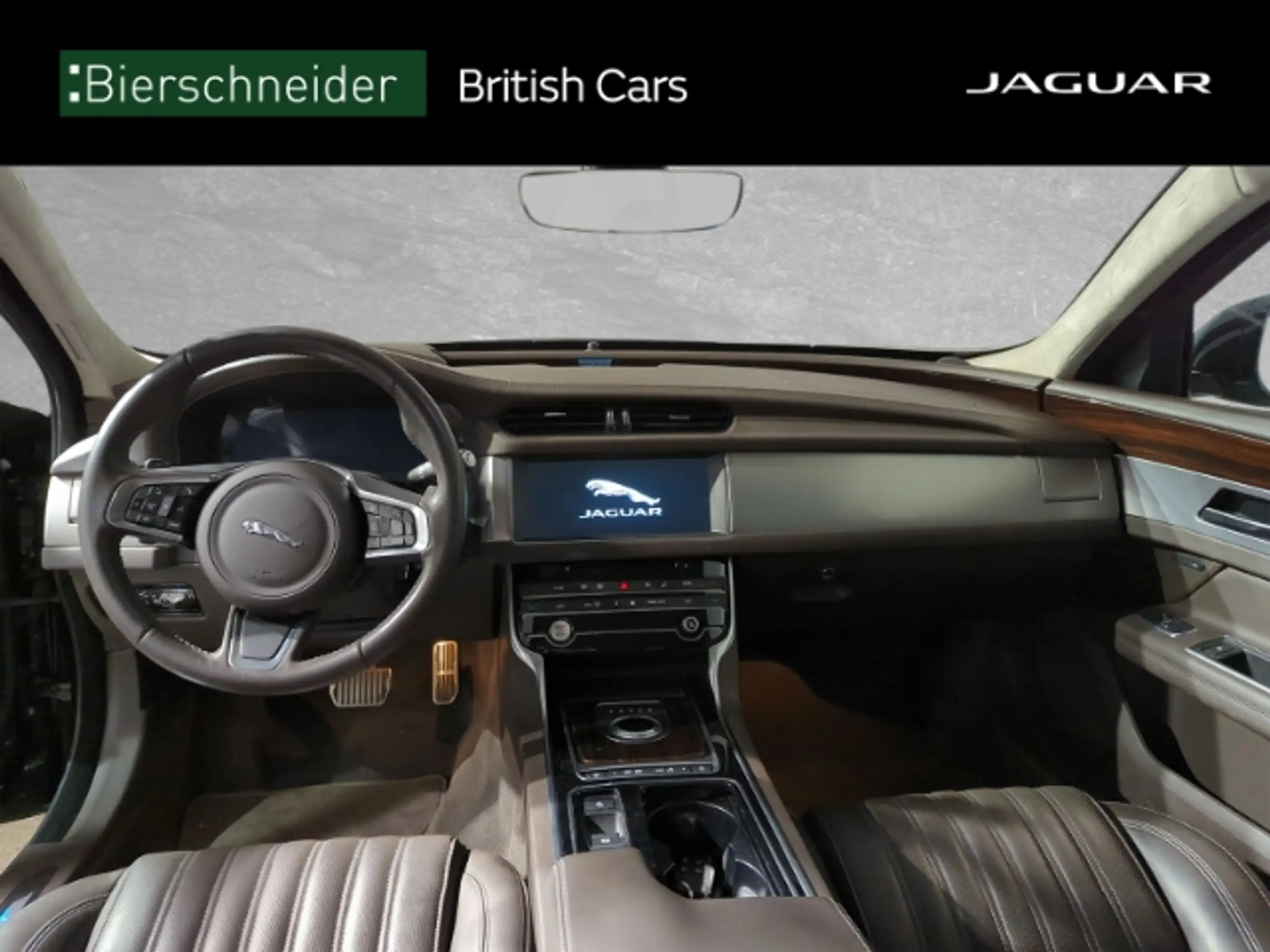 Jaguar - XF