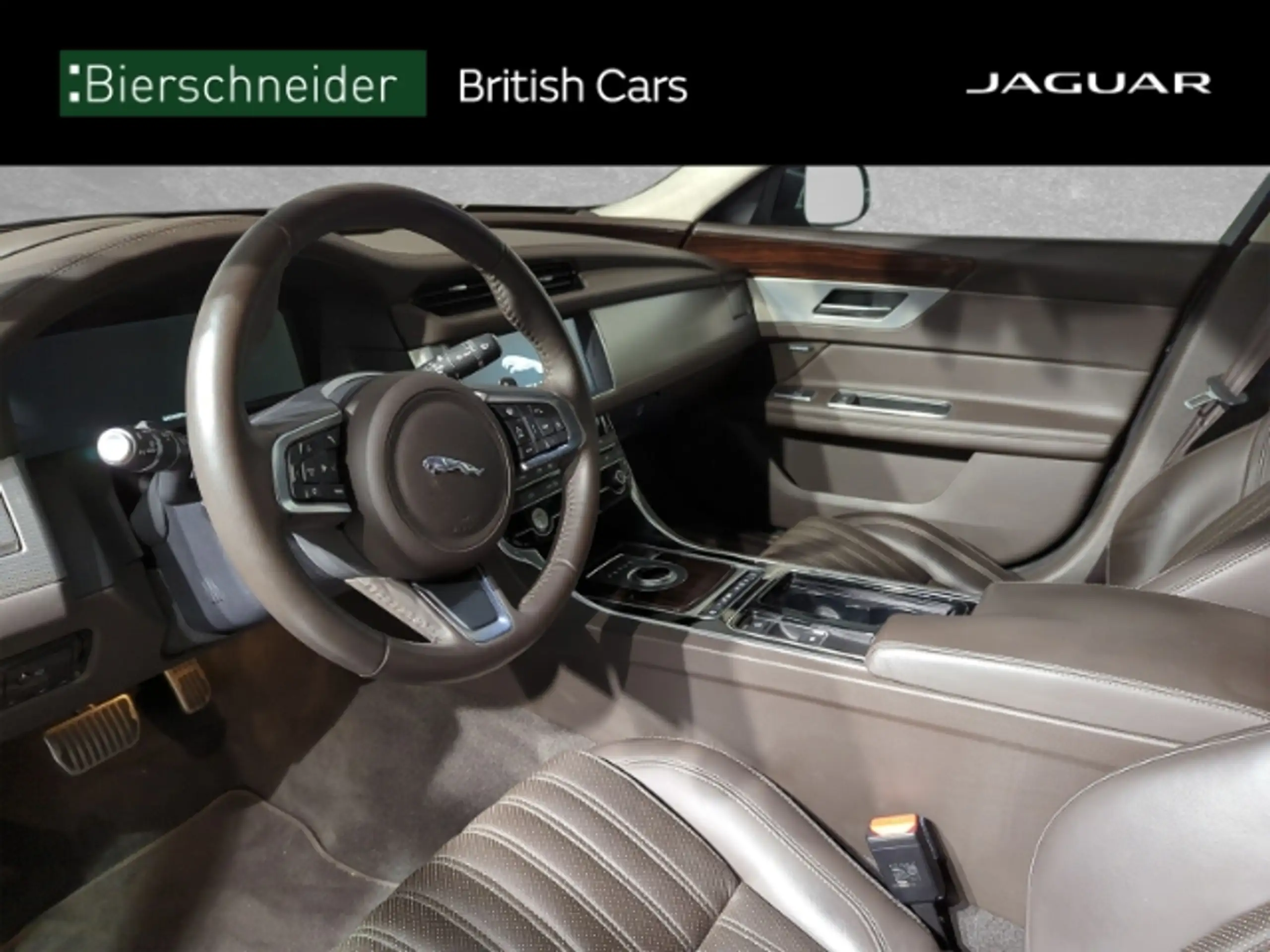 Jaguar - XF