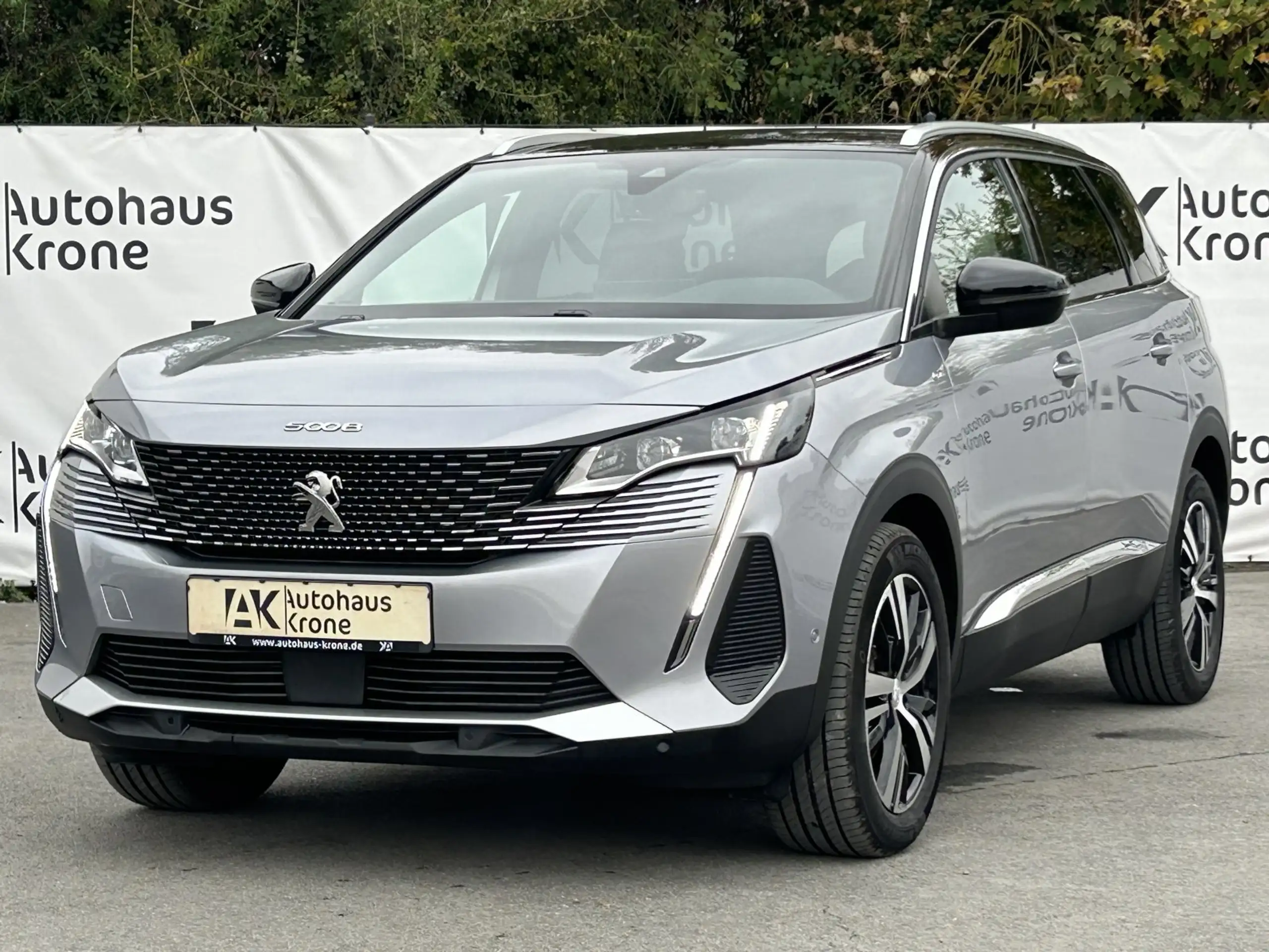 Peugeot - 5008