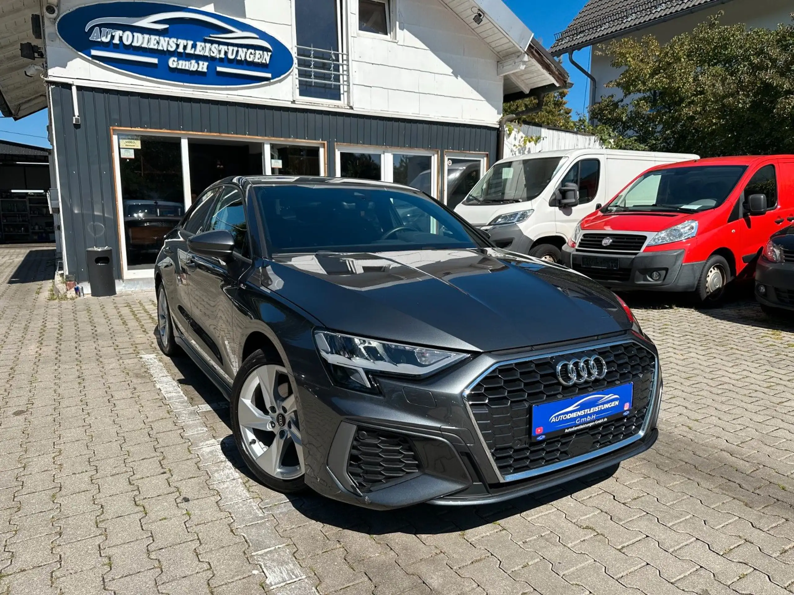 Audi - A3