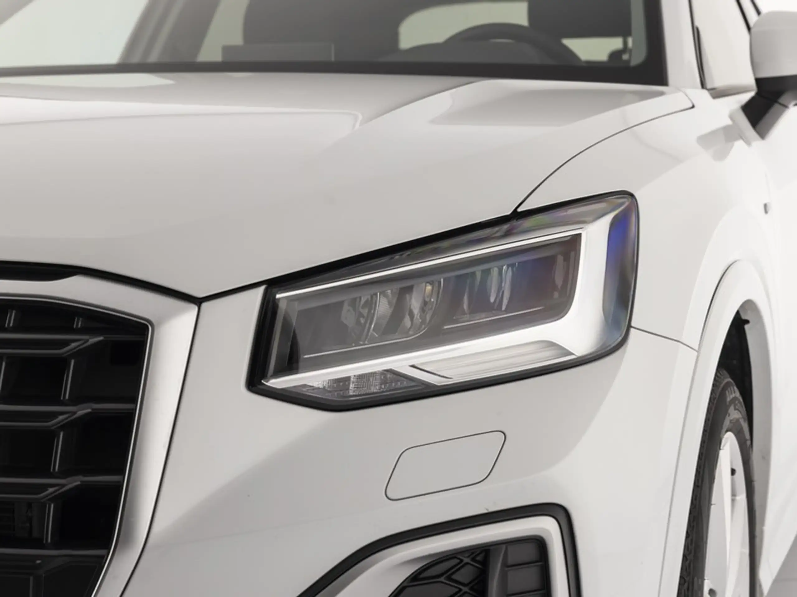 Audi - Q2