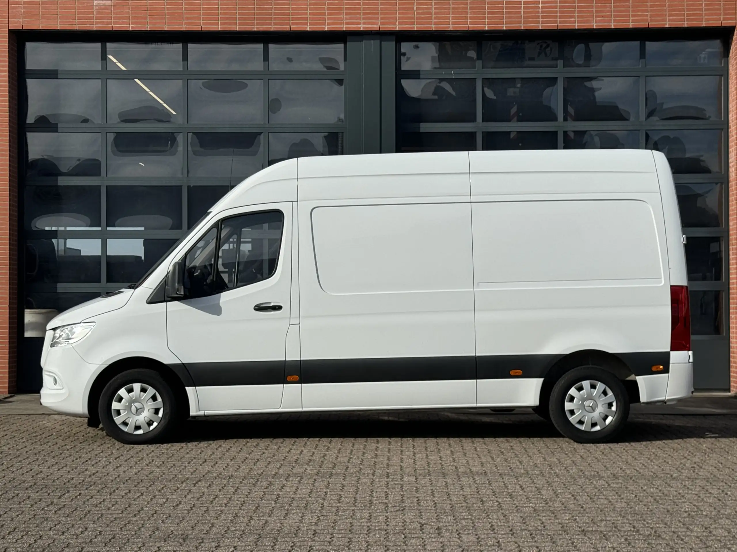 Mercedes-Benz - Sprinter