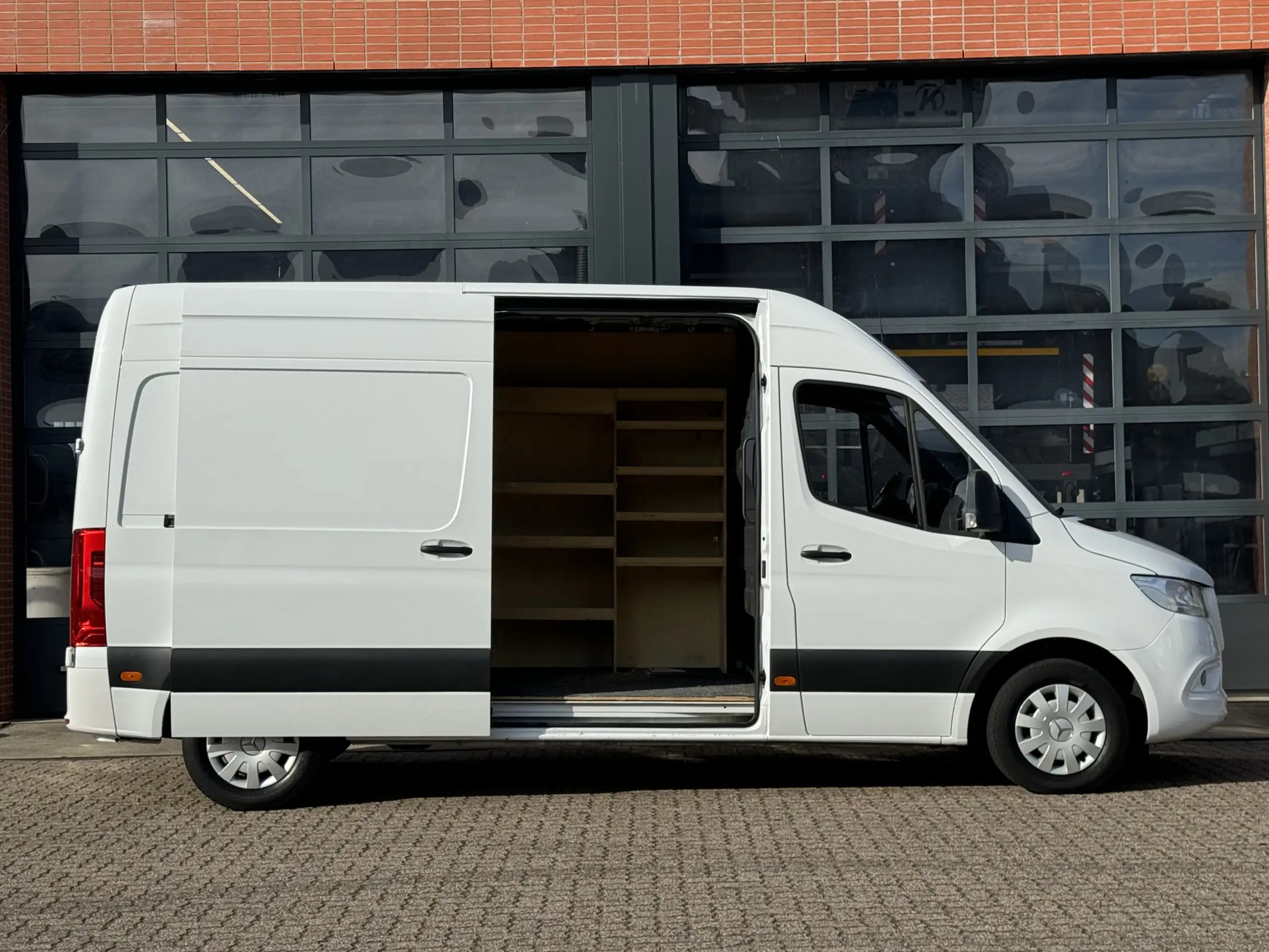 Mercedes-Benz - Sprinter