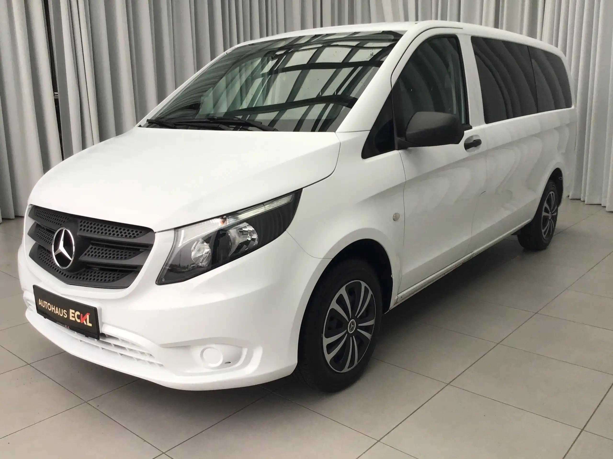 Mercedes-Benz - Vito