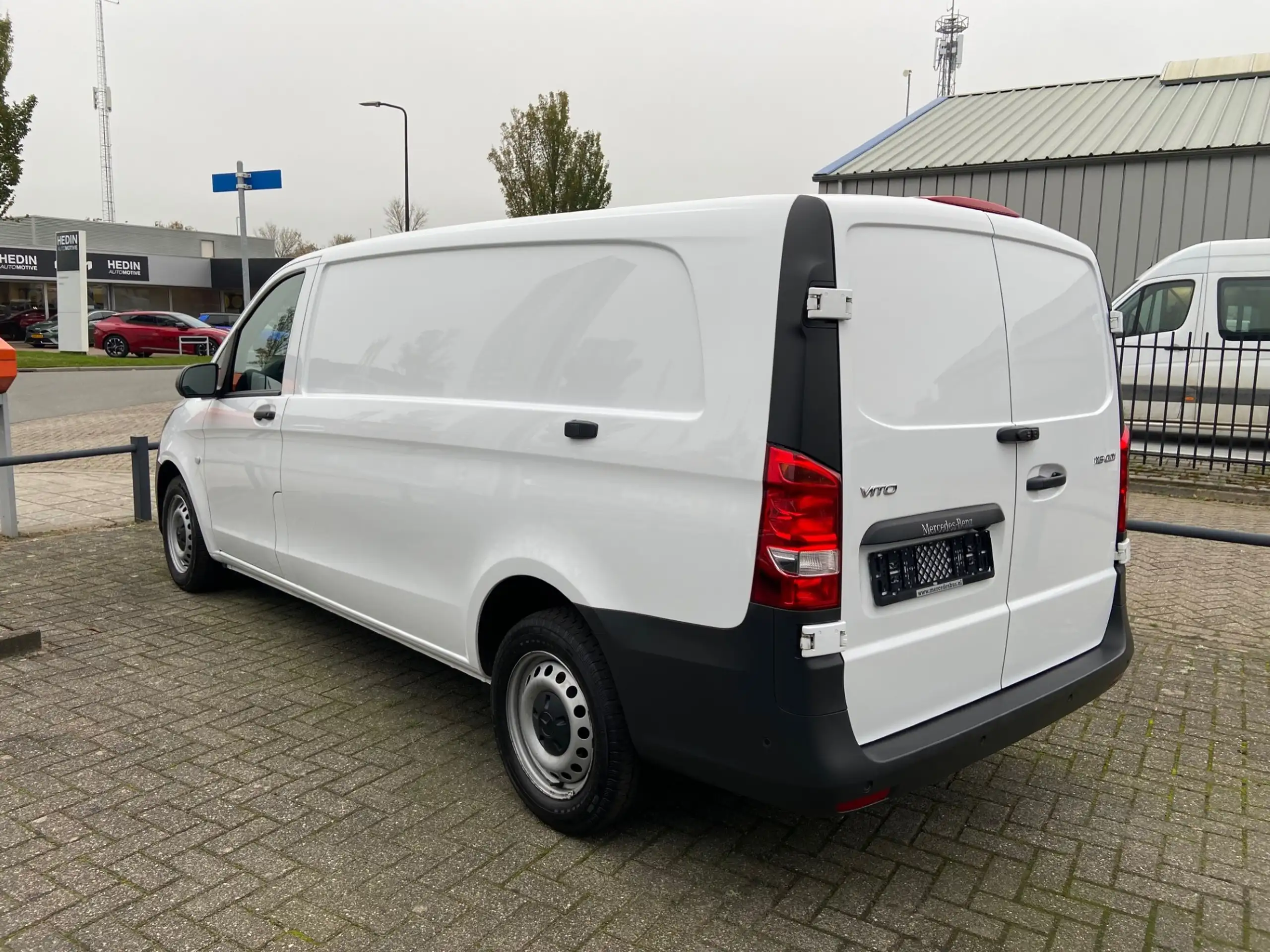 Mercedes-Benz - Vito