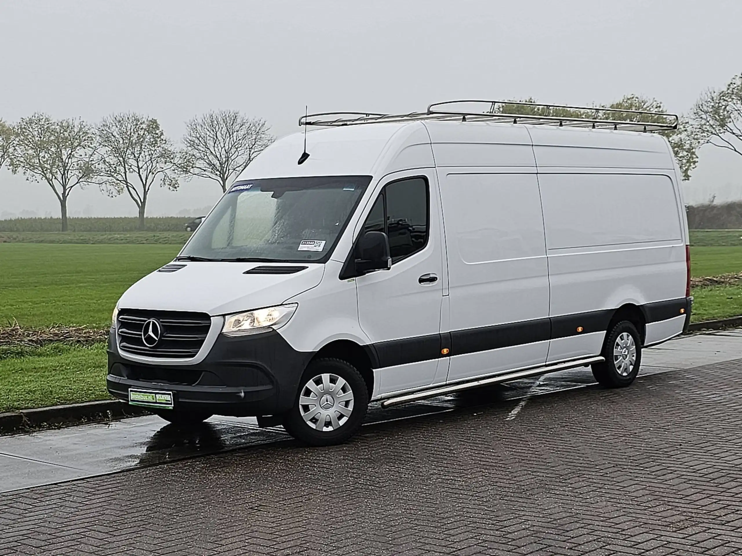 Mercedes-Benz - Sprinter