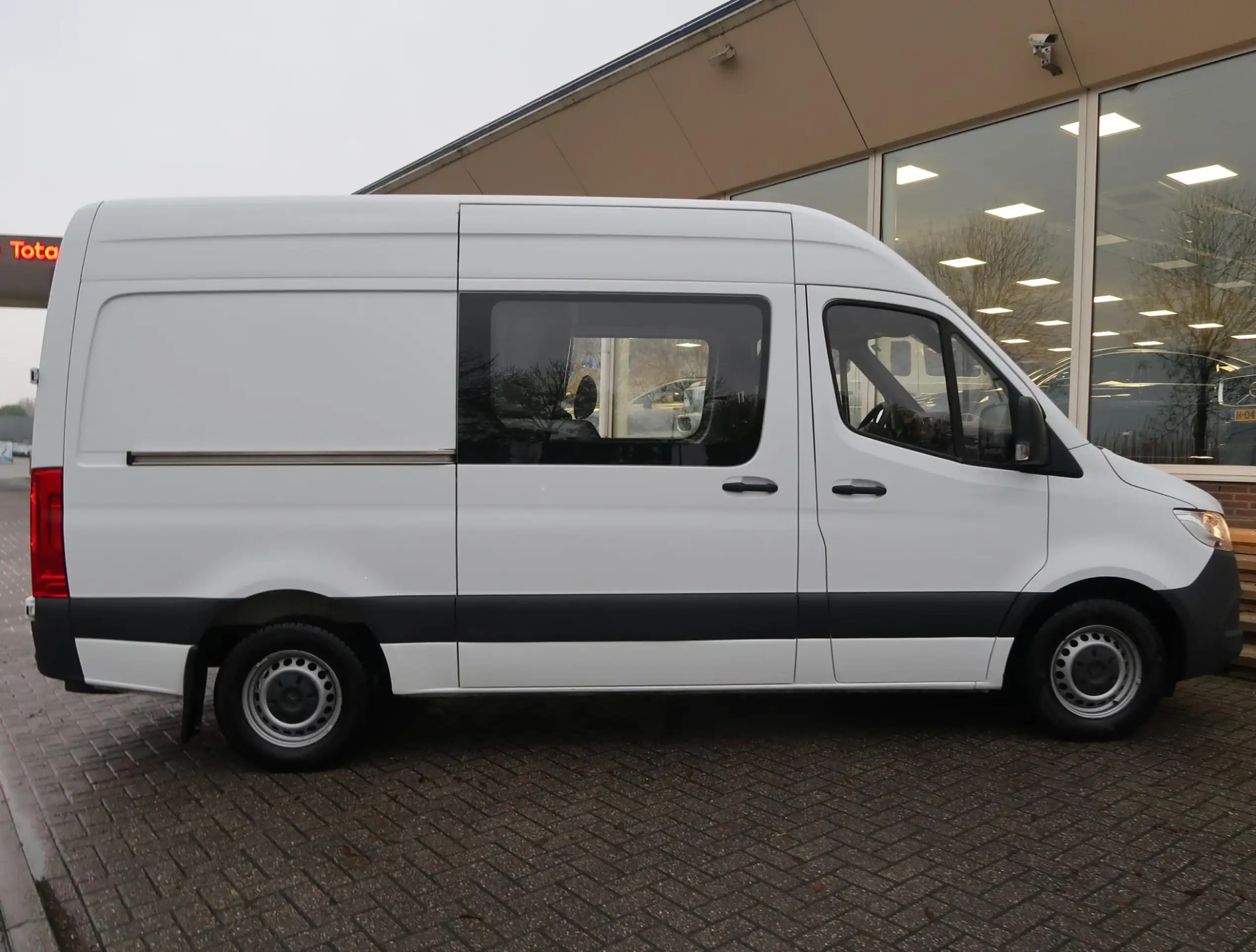 Mercedes-Benz - Sprinter