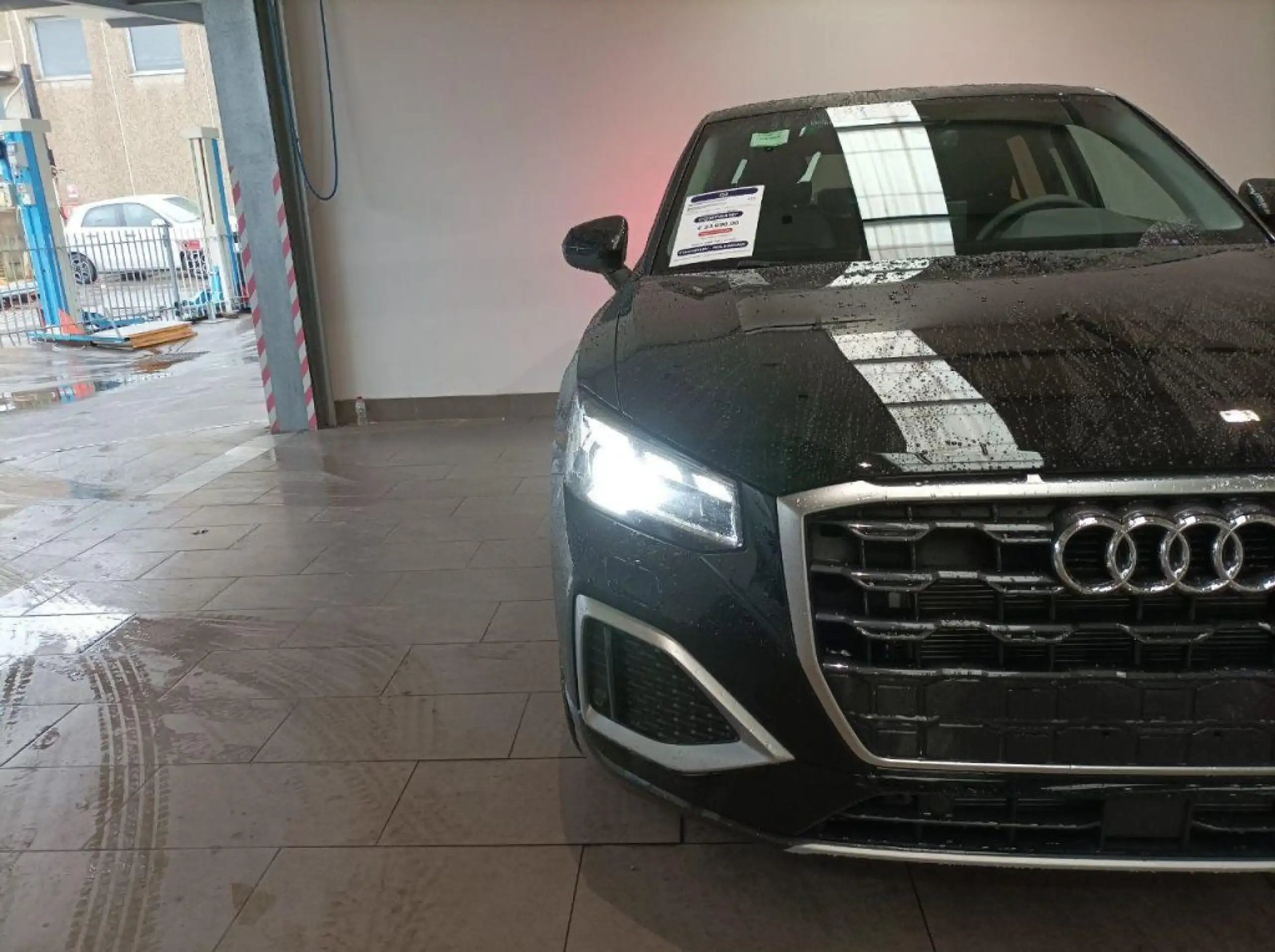 Audi - Q2