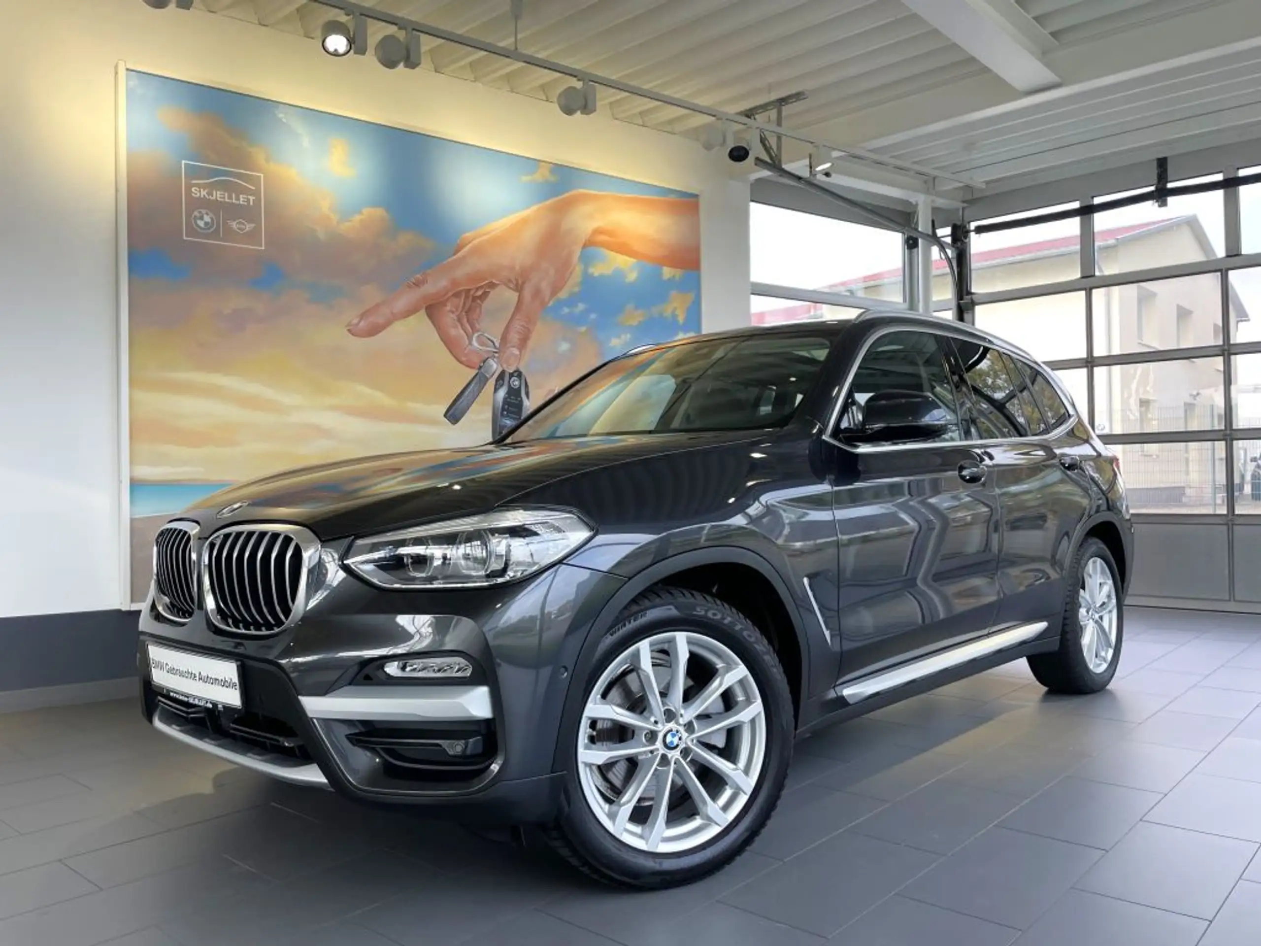 BMW - X3