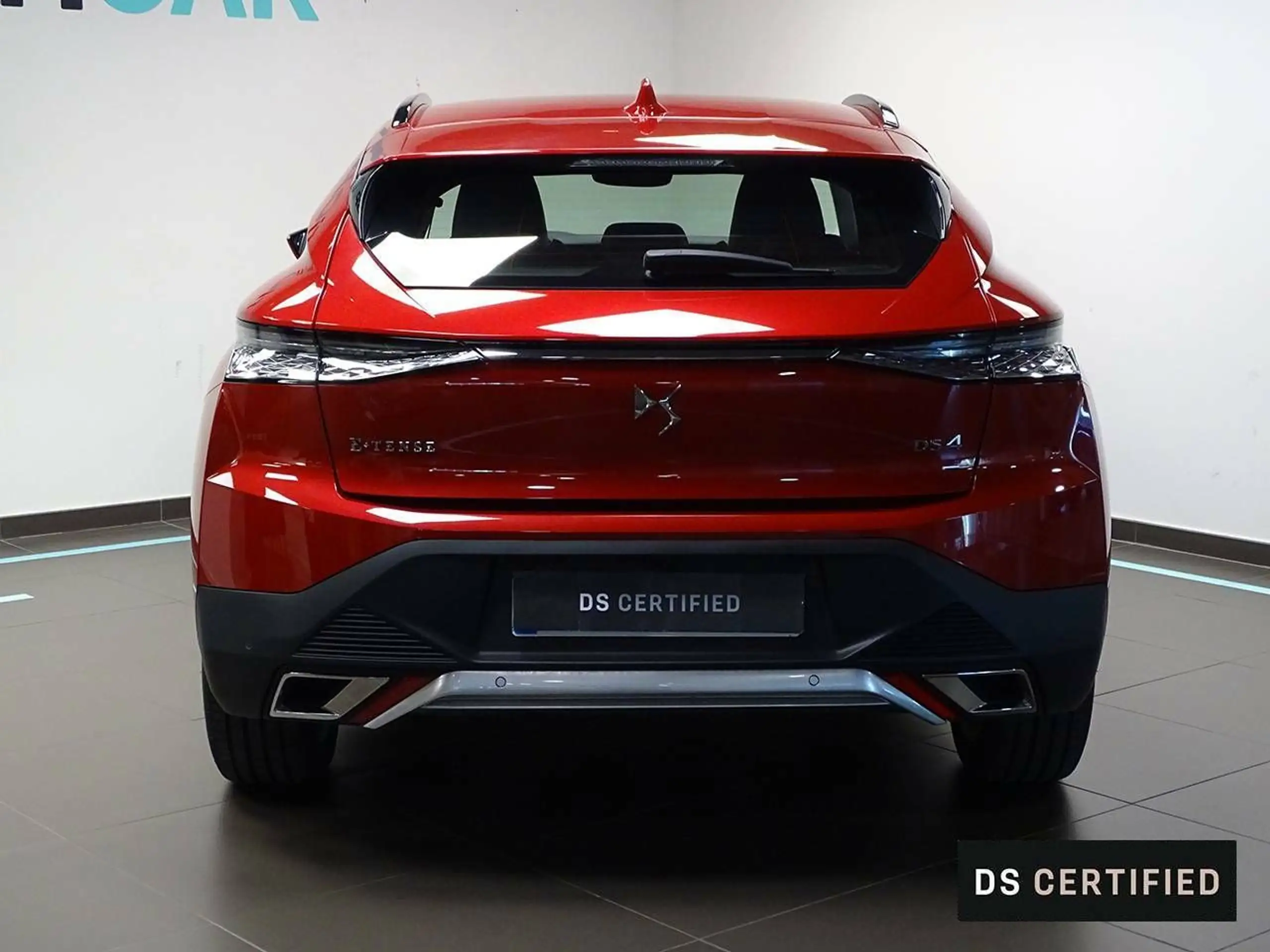 DS Automobiles - DS 4