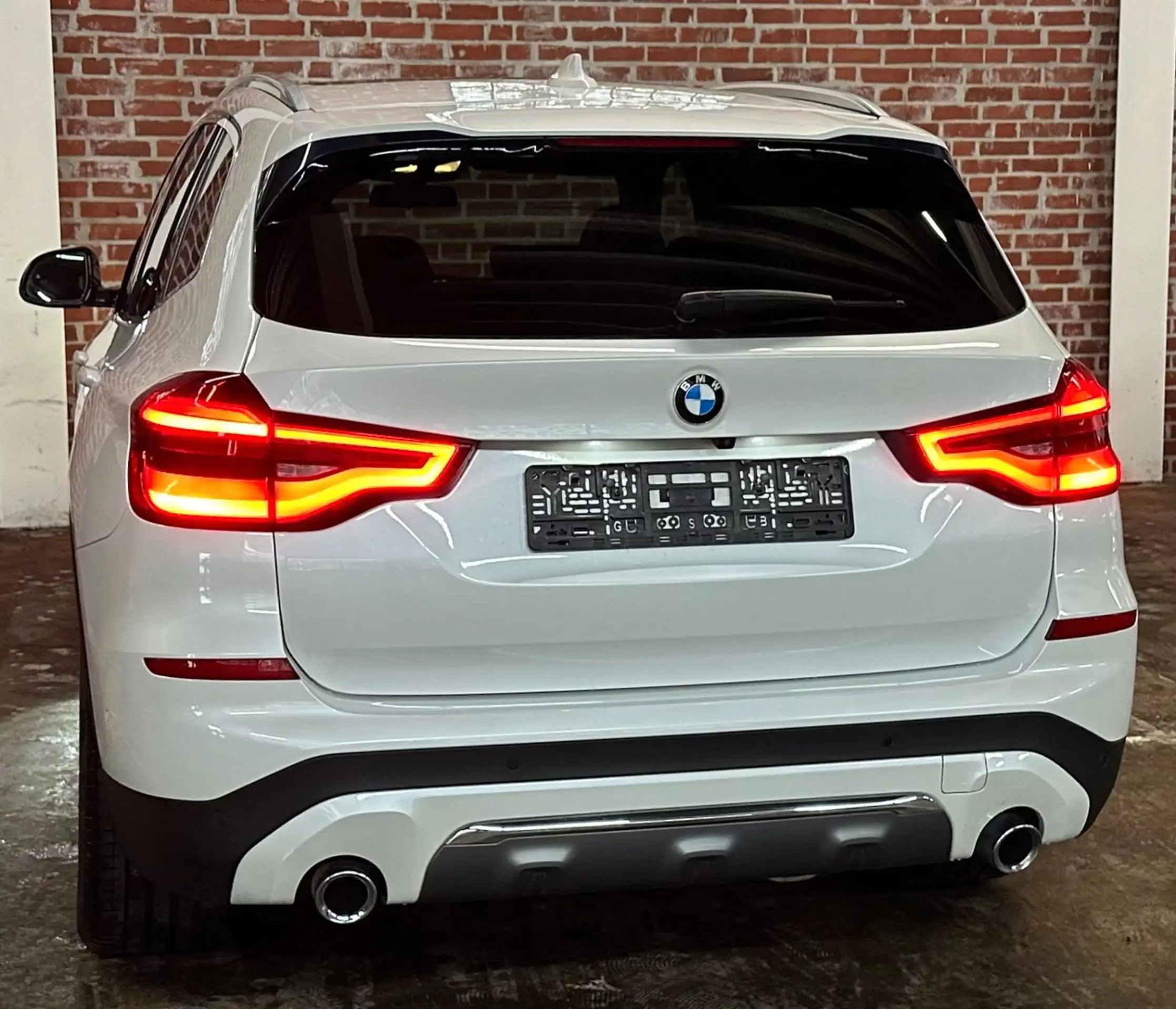 BMW - X3