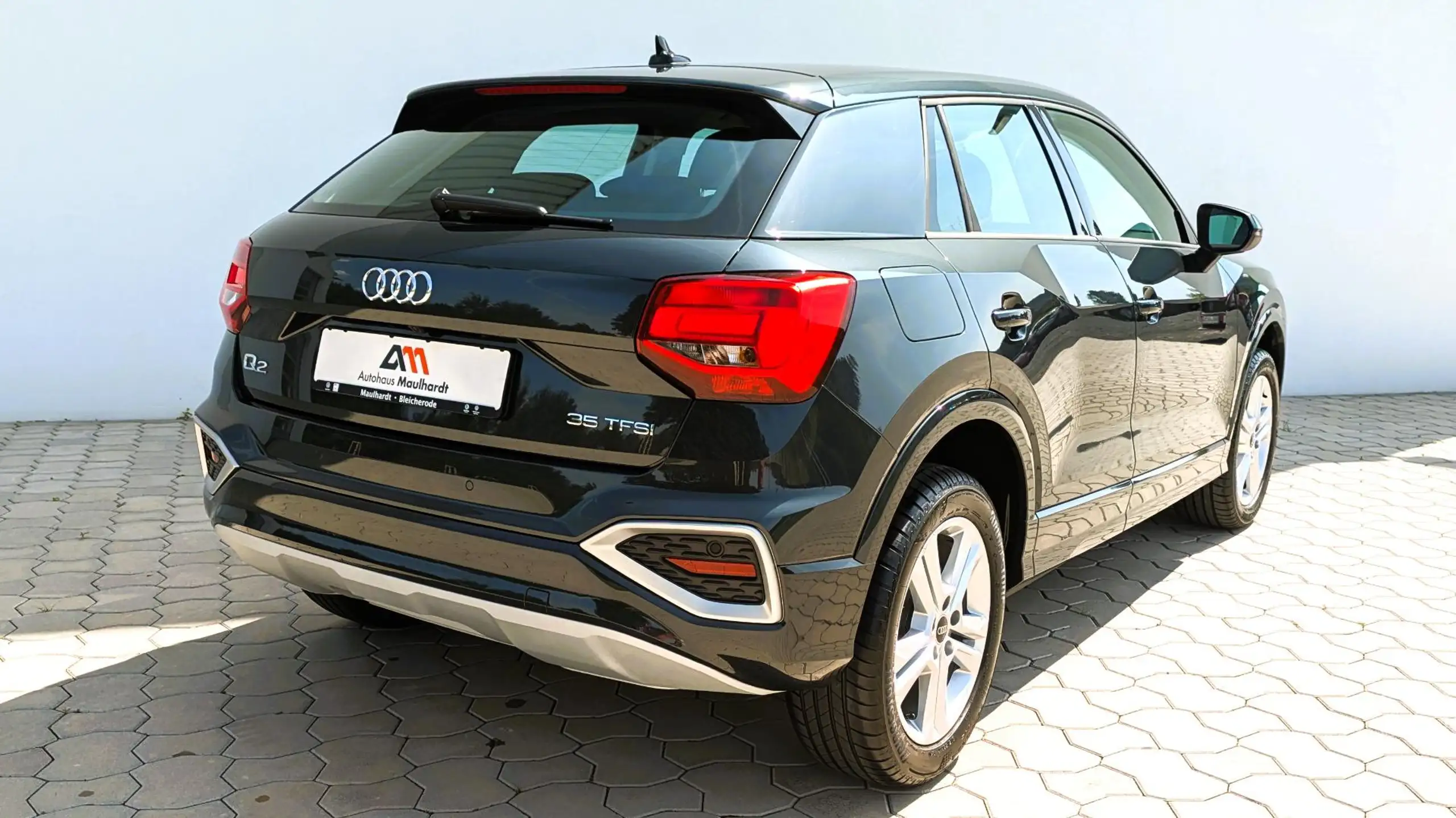 Audi - Q2