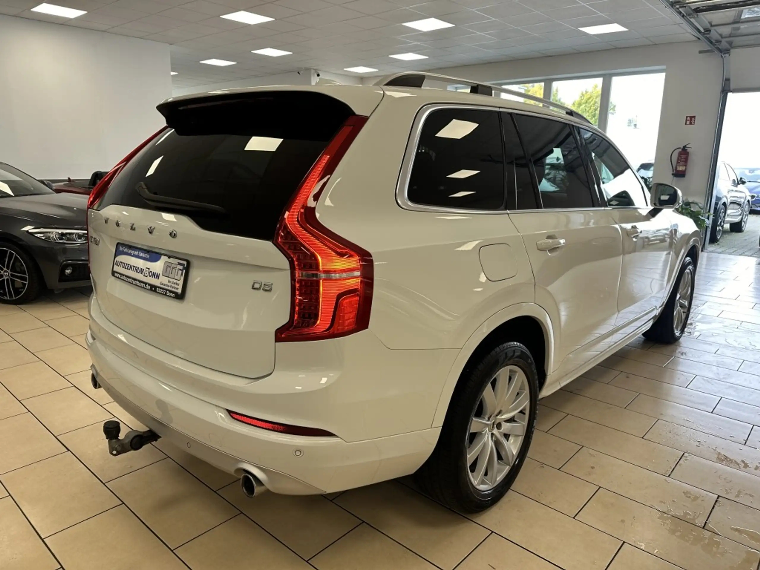 Volvo - XC90