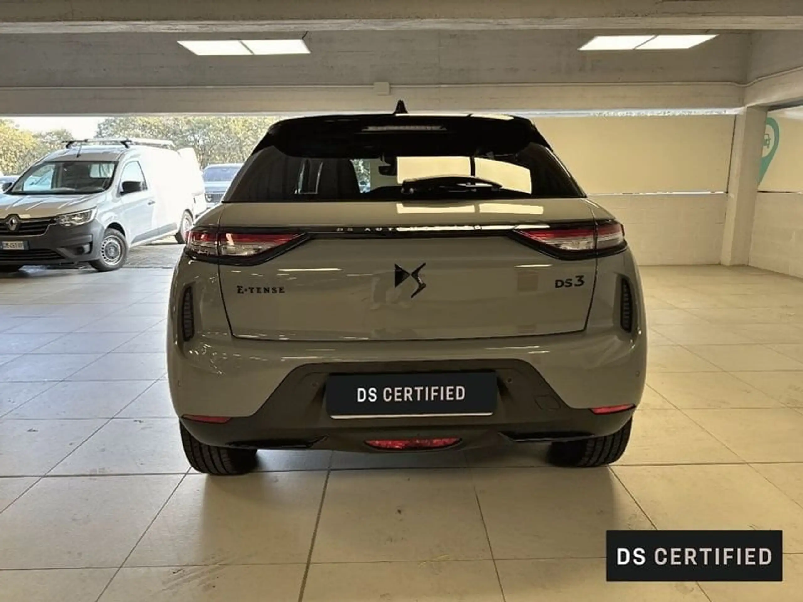 DS Automobiles - DS 3