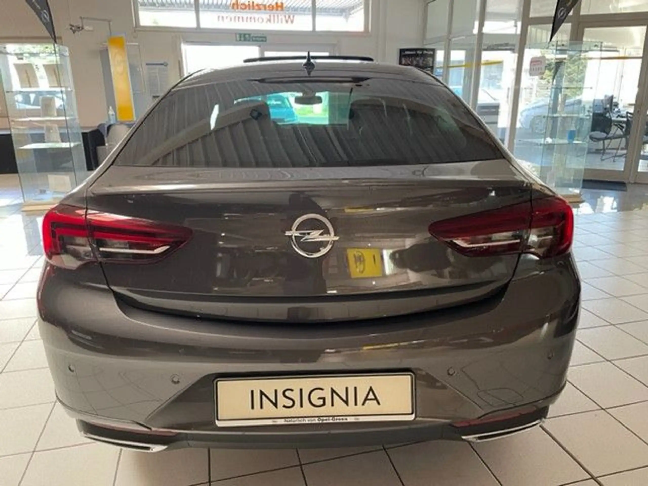 Opel - Insignia