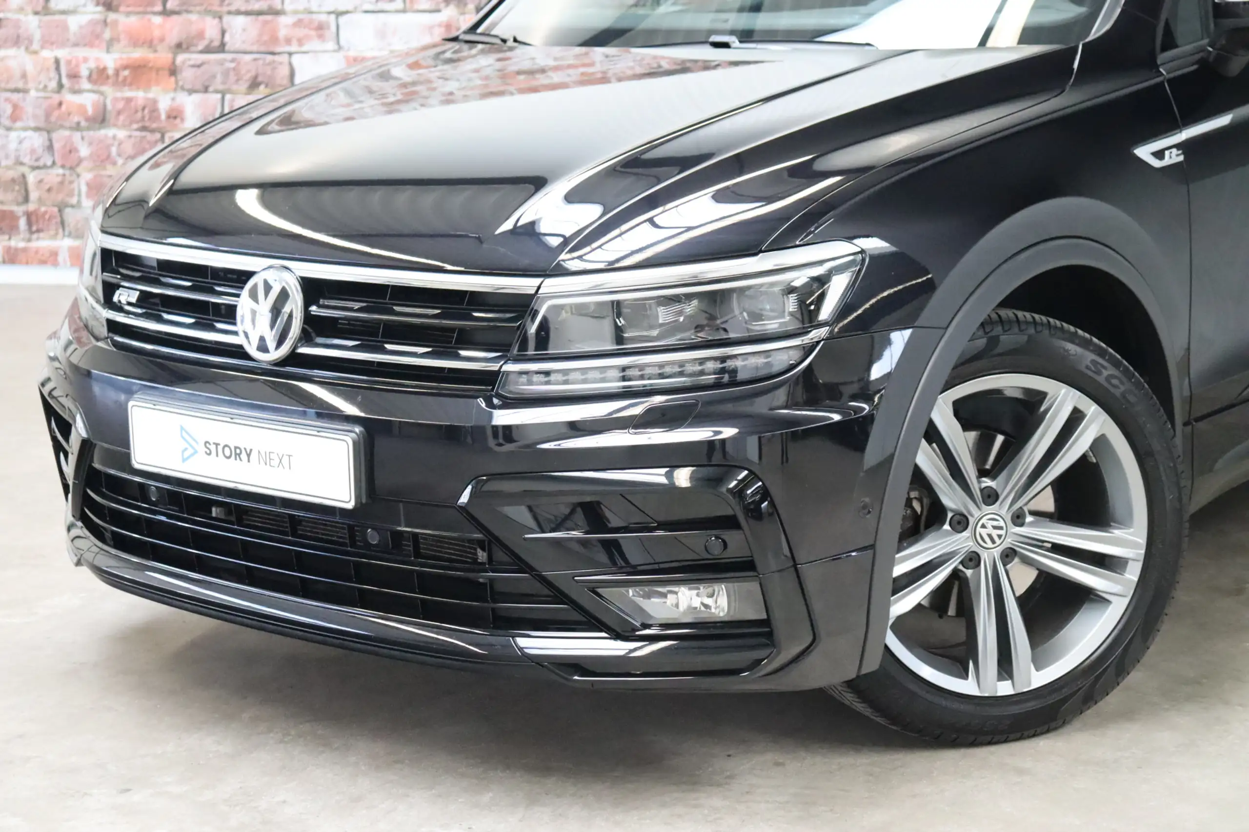 Volkswagen - Tiguan