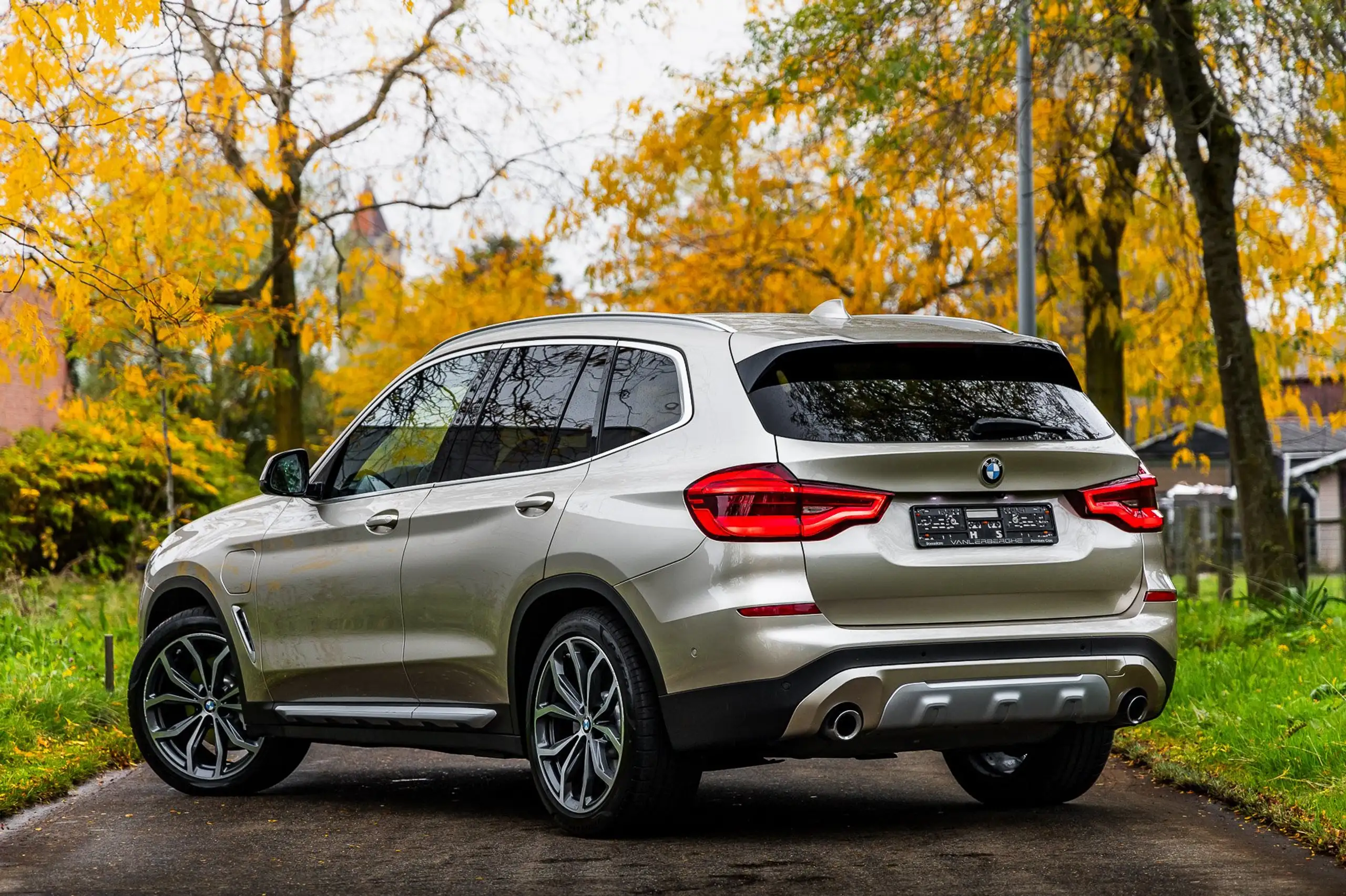 BMW - X3