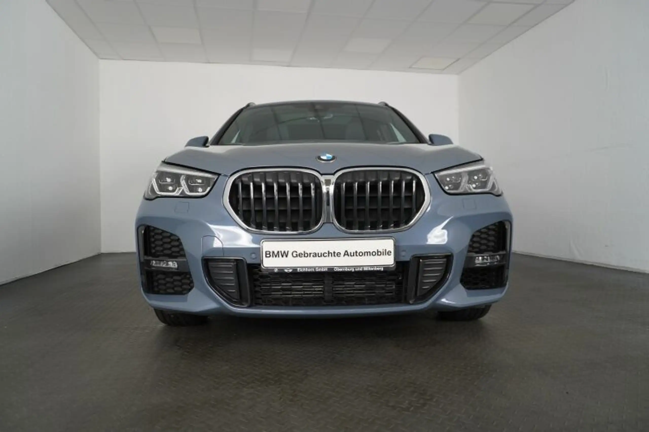 BMW - X1